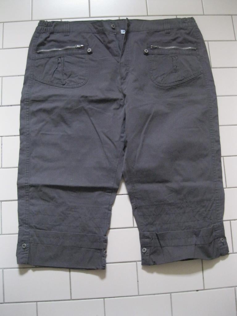 maat XXL, (54) 1 nieuwe groene 3/4 broek capri, Pescara Plus, Kleding | Dames, Kort, Maat 46/48 (XL) of groter, Pescara, Nieuw