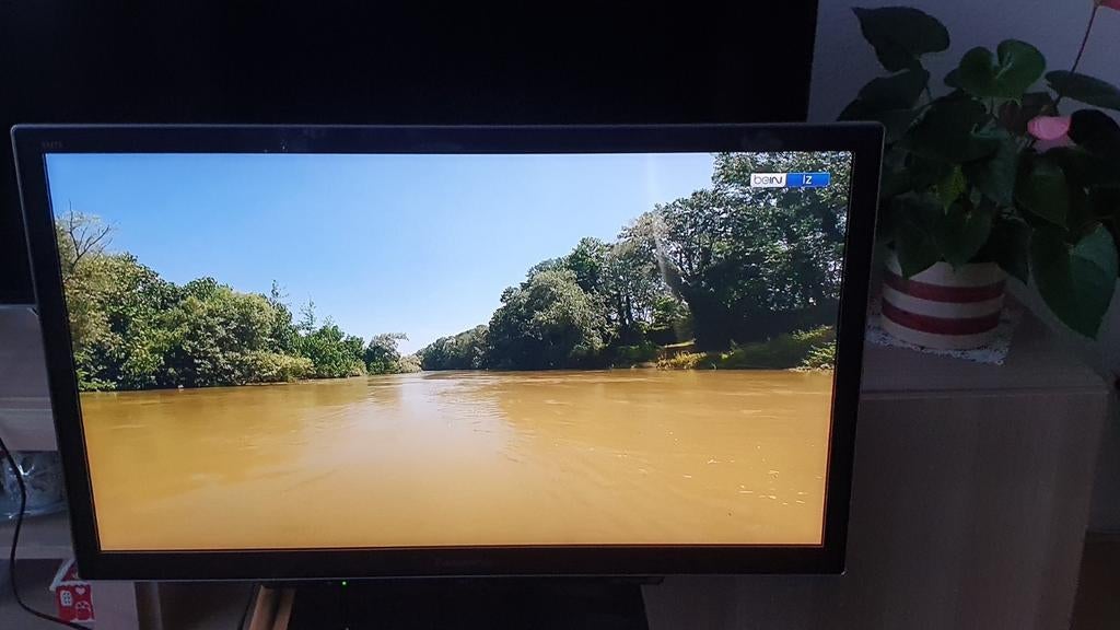 Panasonic TV (Full HD, 3D) met afstandsbediening origineel, Audio, Tv en Foto, Televisies, Gebruikt, Panasonic, 50 Hz, LCD
