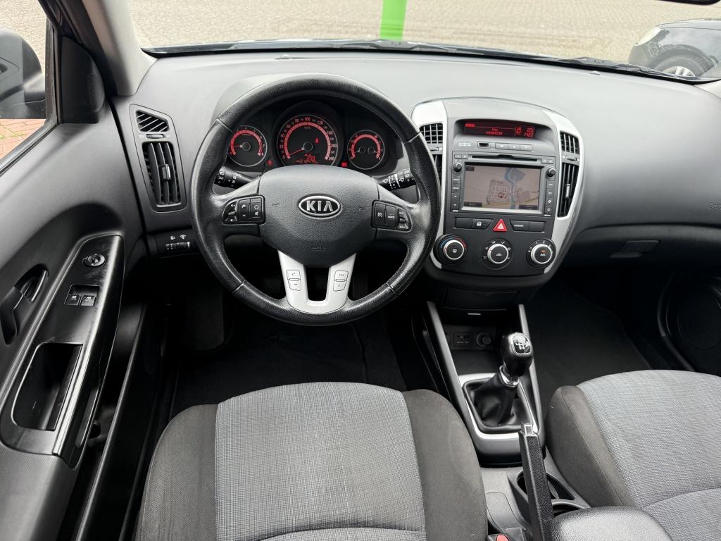 Kia cee'd Sporty Wagon 1.4 CVVT Seven | +nw APK | Sportief |, Auto's, Kia, Euro 5, Gebruikt, 4 cilinders, 1396 cc