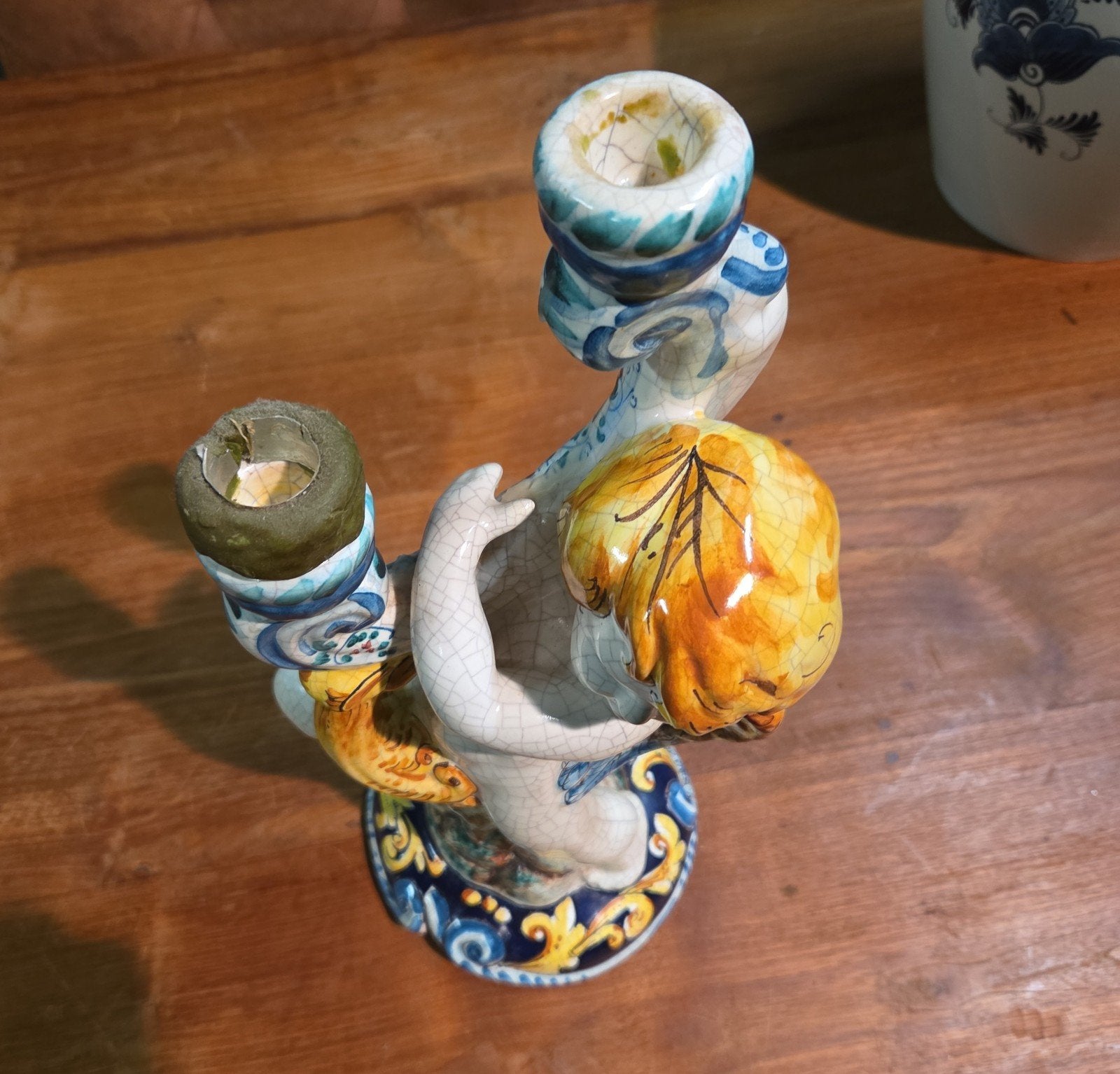 handgeschilderde Italiaanse majolica kandelaar putti engel, Antiek en Kunst, Ophalen of Verzenden, Keramiek of Aardewerk