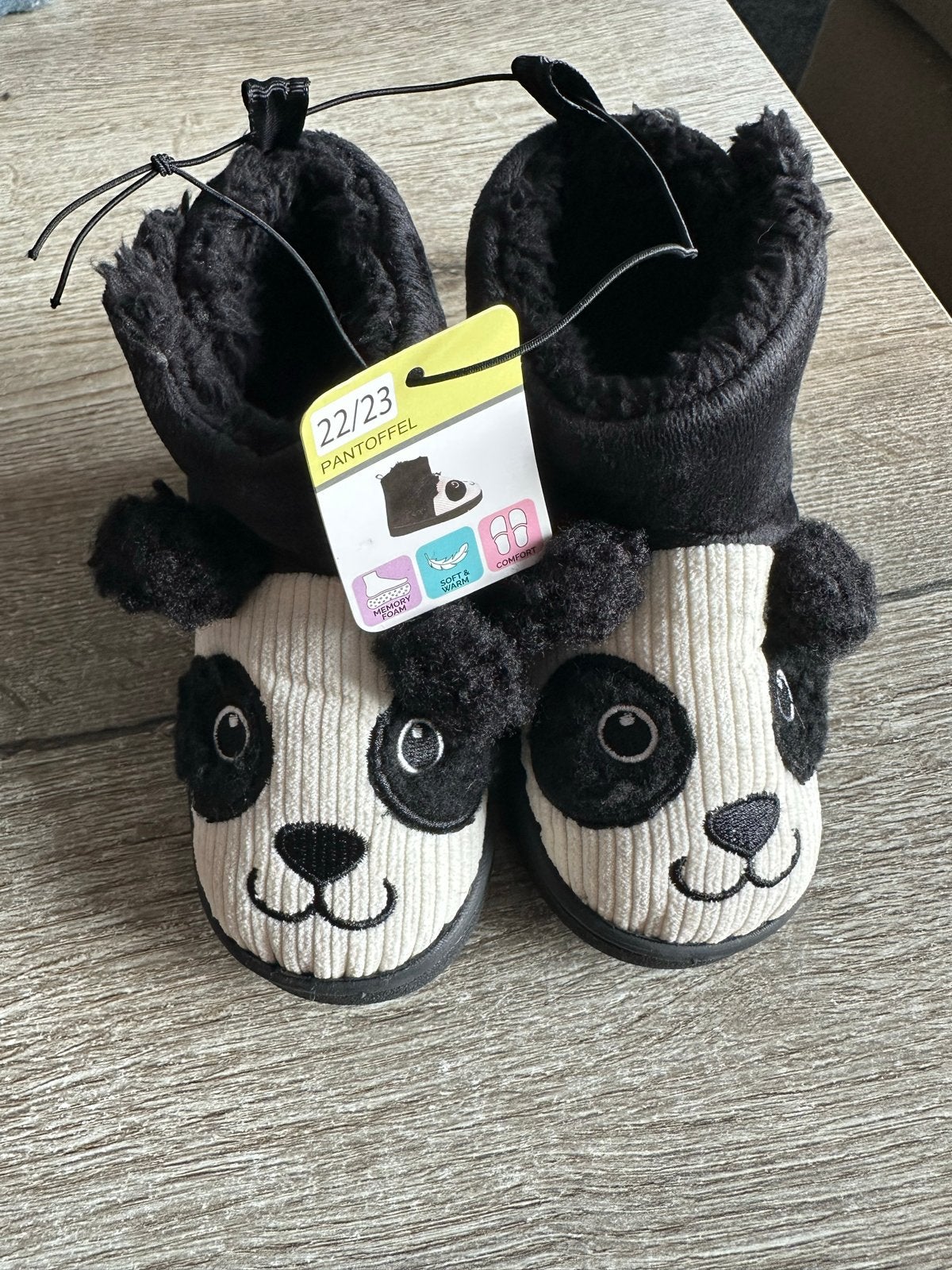 Nieuwe Panda Pantoffels Maat 22/23, Ophalen of Verzenden, Nieuw, Jongetje of Meisje, Slofjes