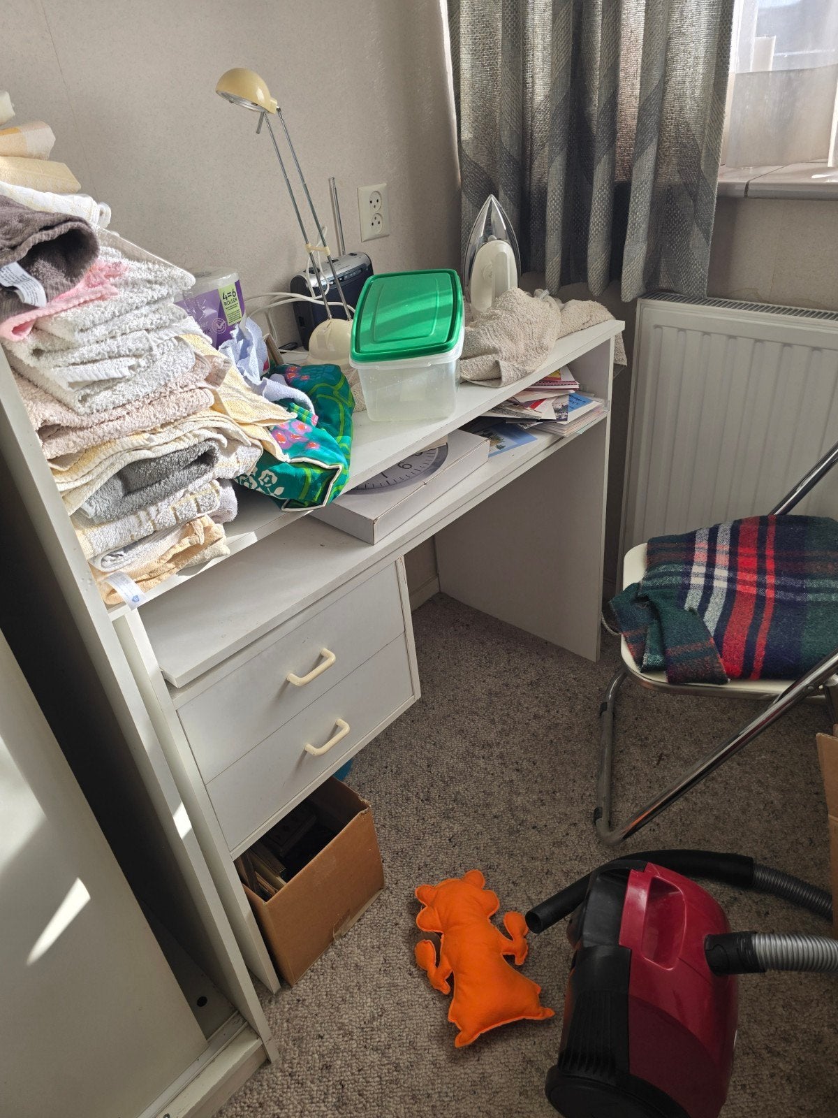 Bureau met uittrekdeel voor toetsenbord etc, Ophalen, Gebruikt
