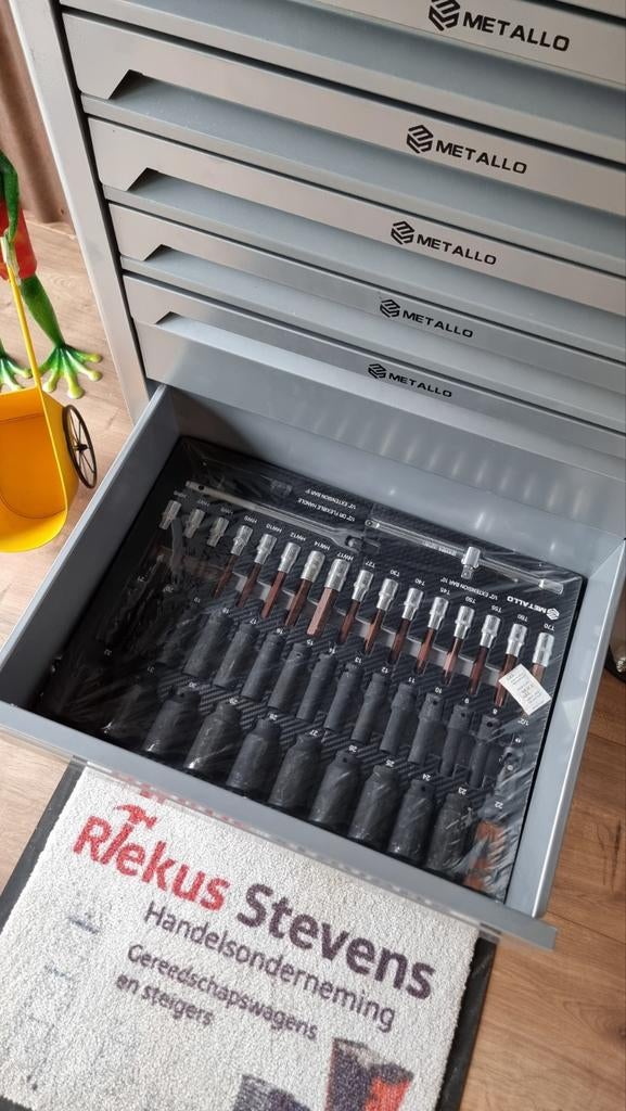 Metallo gereedschapwagen 10 laden vol gereedschap, Ophalen, Nieuw