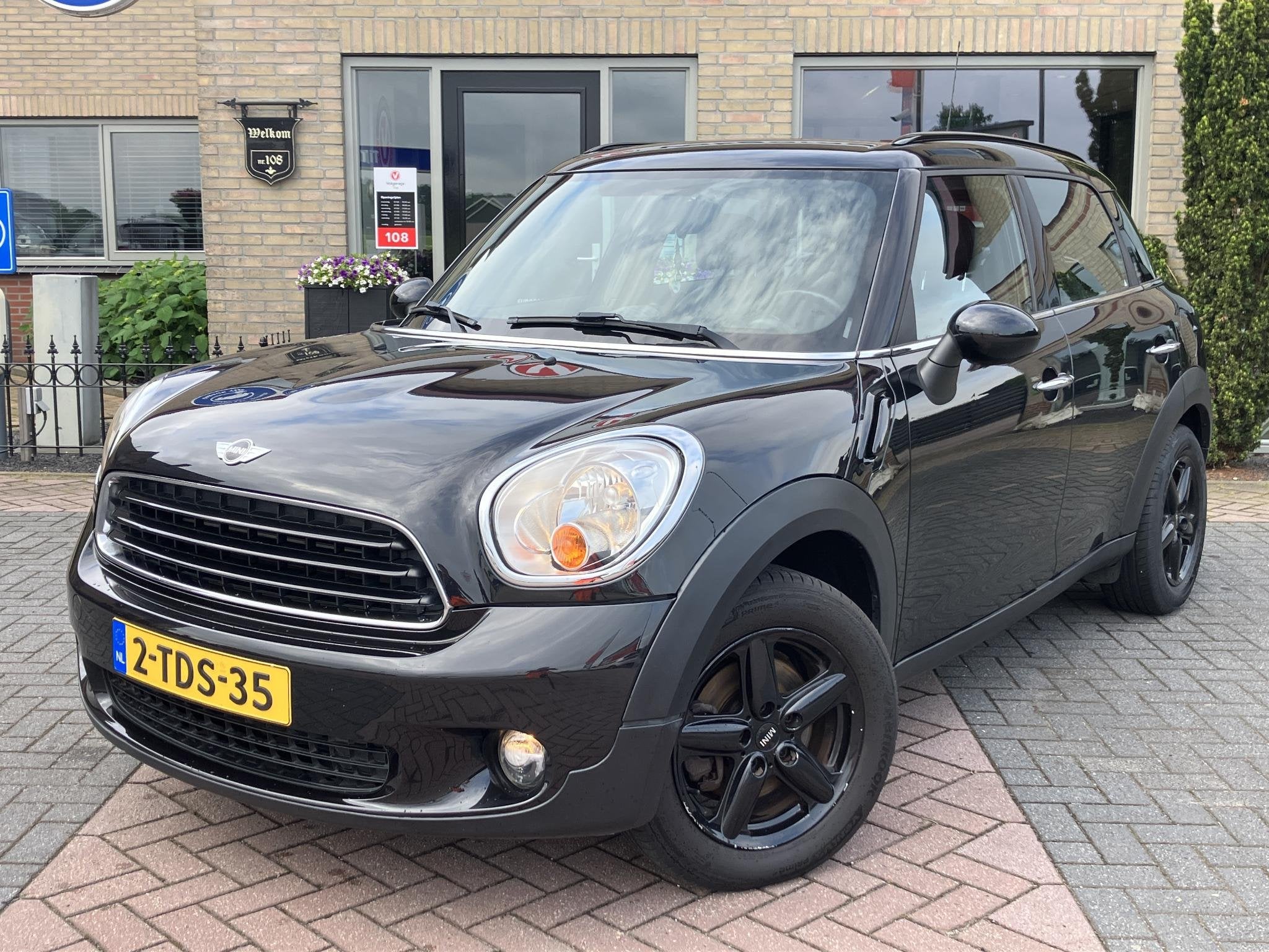MINI Countryman 1.6 Cooper Business Line | Leder | Navi | NA, Auto's, Euro 5, Gebruikt, Zwart, 1000 kg
