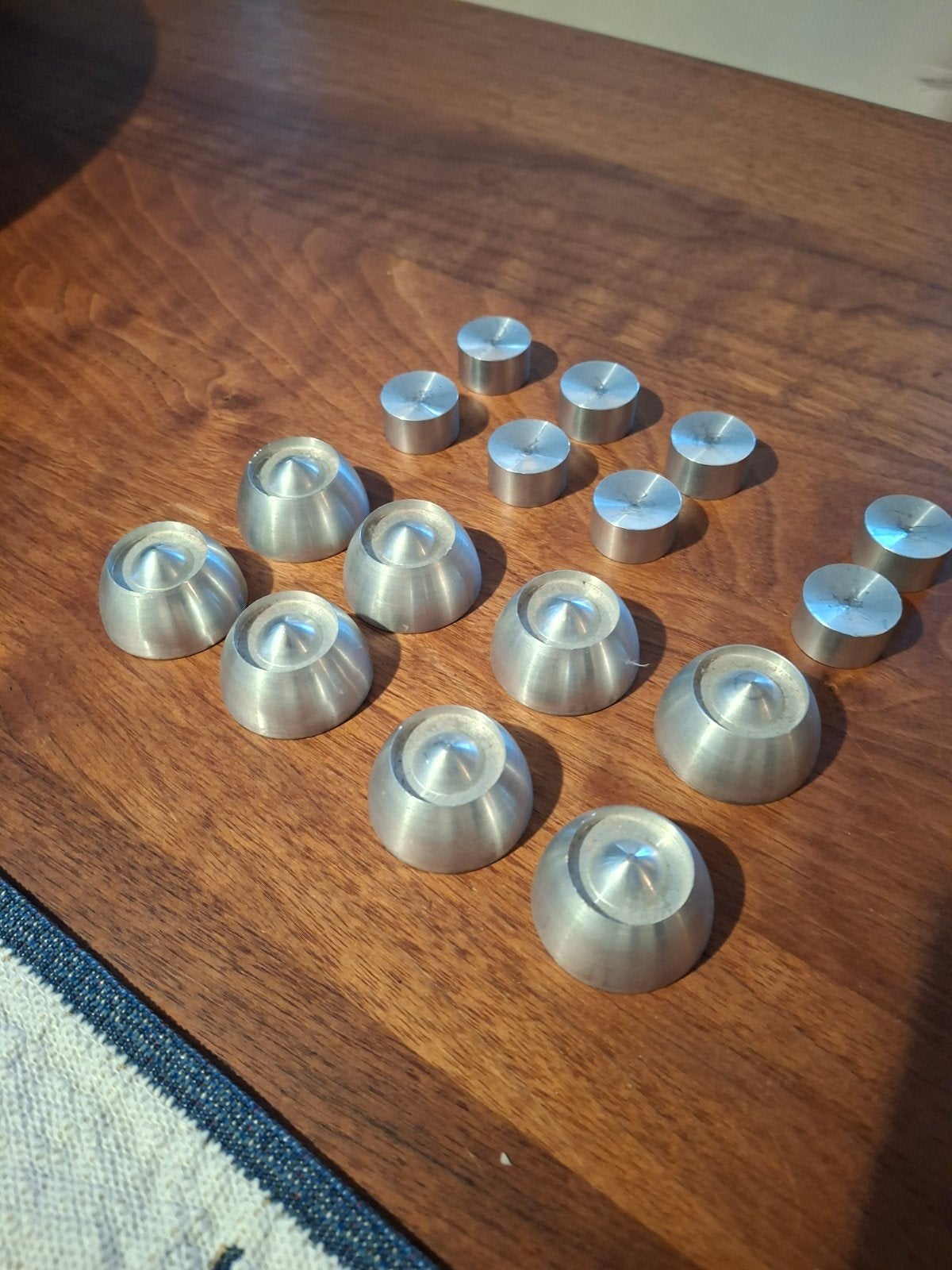 Luidsprekervoetjes Nordost, Ophalen of Verzenden, Gebruikt, Overige typen, Overige merken