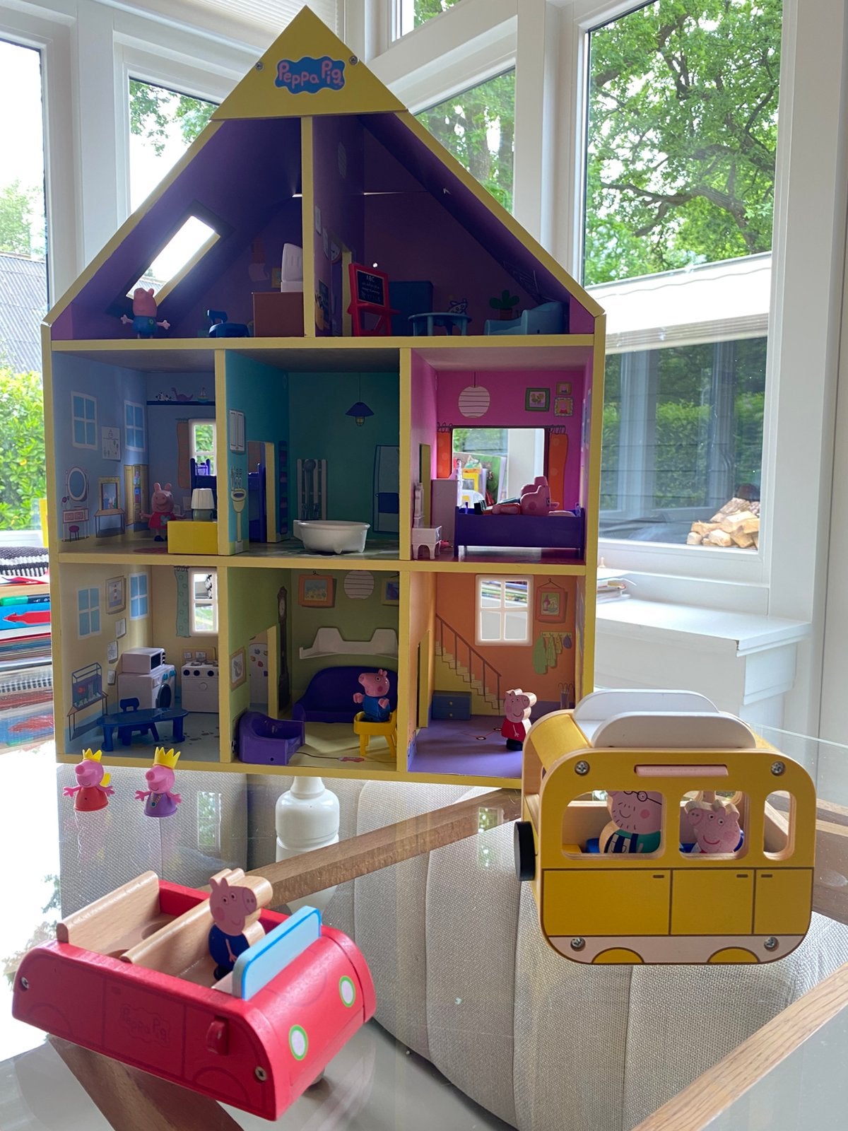 Peppa Pig houten huis auto campervan, Kinderen en Baby's, Ophalen, Poppenhuis