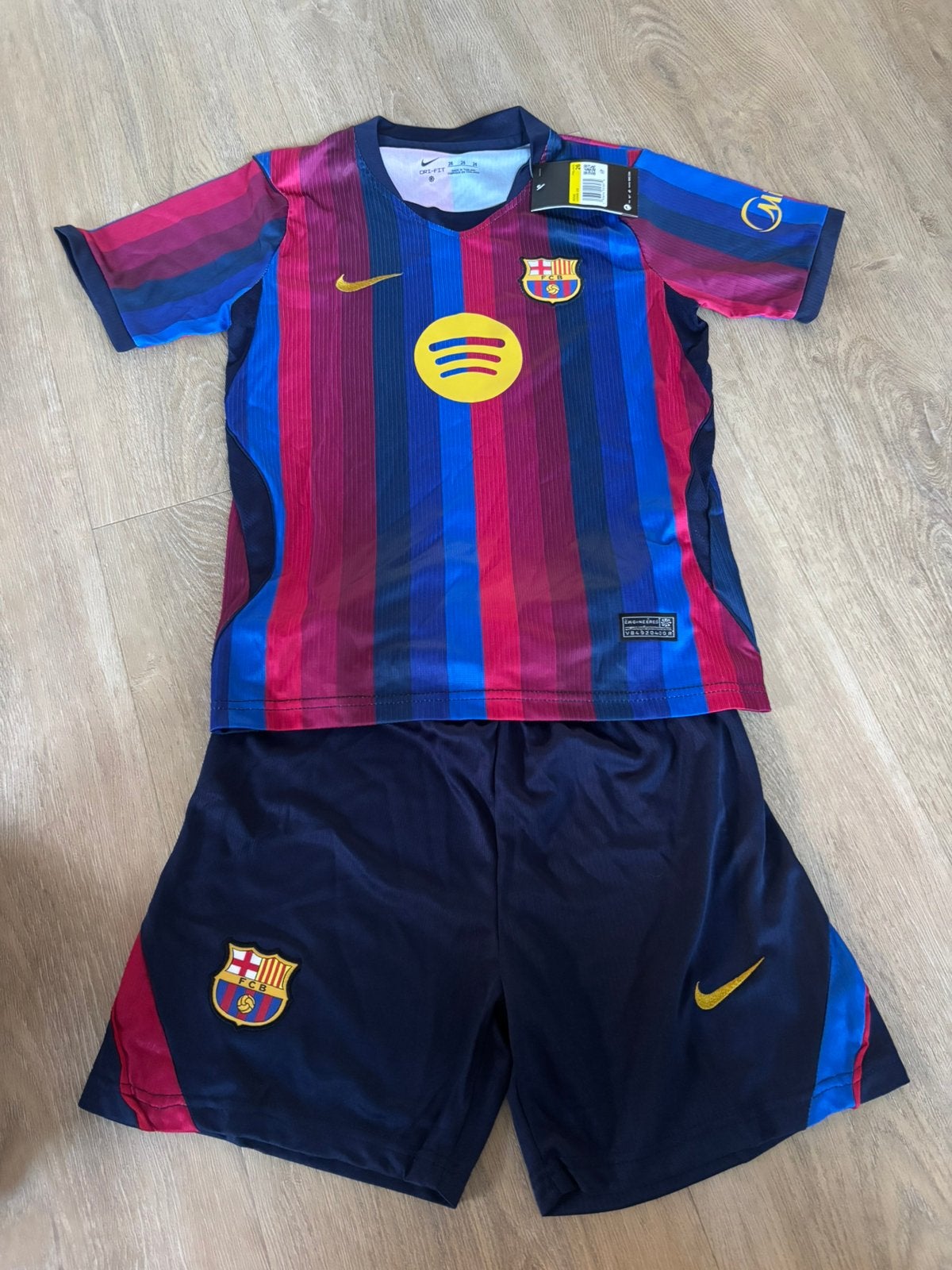 Barcelona voetbal tenue ca maat 146 152 nieuw!, Kinderen en Baby's, Kinderkleding | Maat 146, Ophalen of Verzenden, Nieuw, Jongen of Meisje