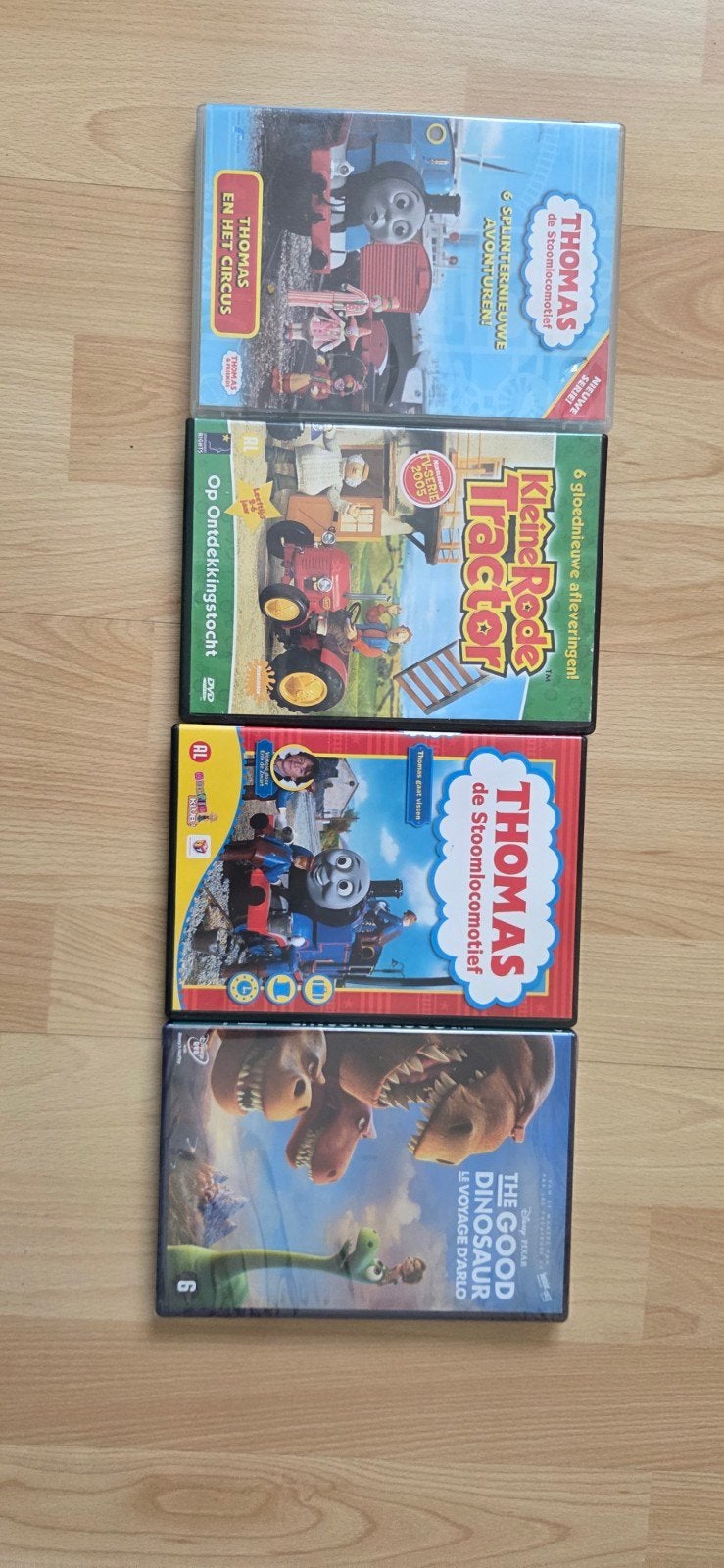 Kinder DVD's: Thomas, Kleine Rode Tractor, The Good D, Ophalen, Gebruikt, Animatie, Alle leeftijden