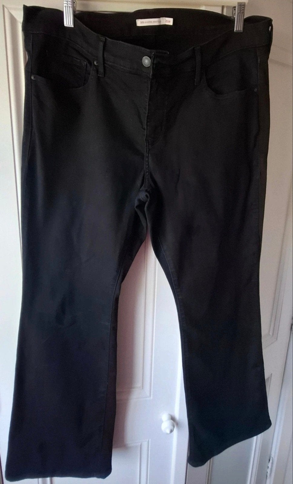 Levi's 315 shaping bootcut jeans zwart, maat 46, Zwart, Overige jeansmaten, Ophalen of Verzenden, Gedragen
