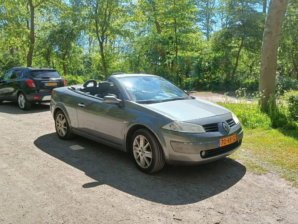 Renault Mégane 2.0 16V Cabrio 2005 Grijs, Auto's, Renault, Particulier, Mégane, ABS, Airbags, Bluetooth, Cruise Control, Benzine