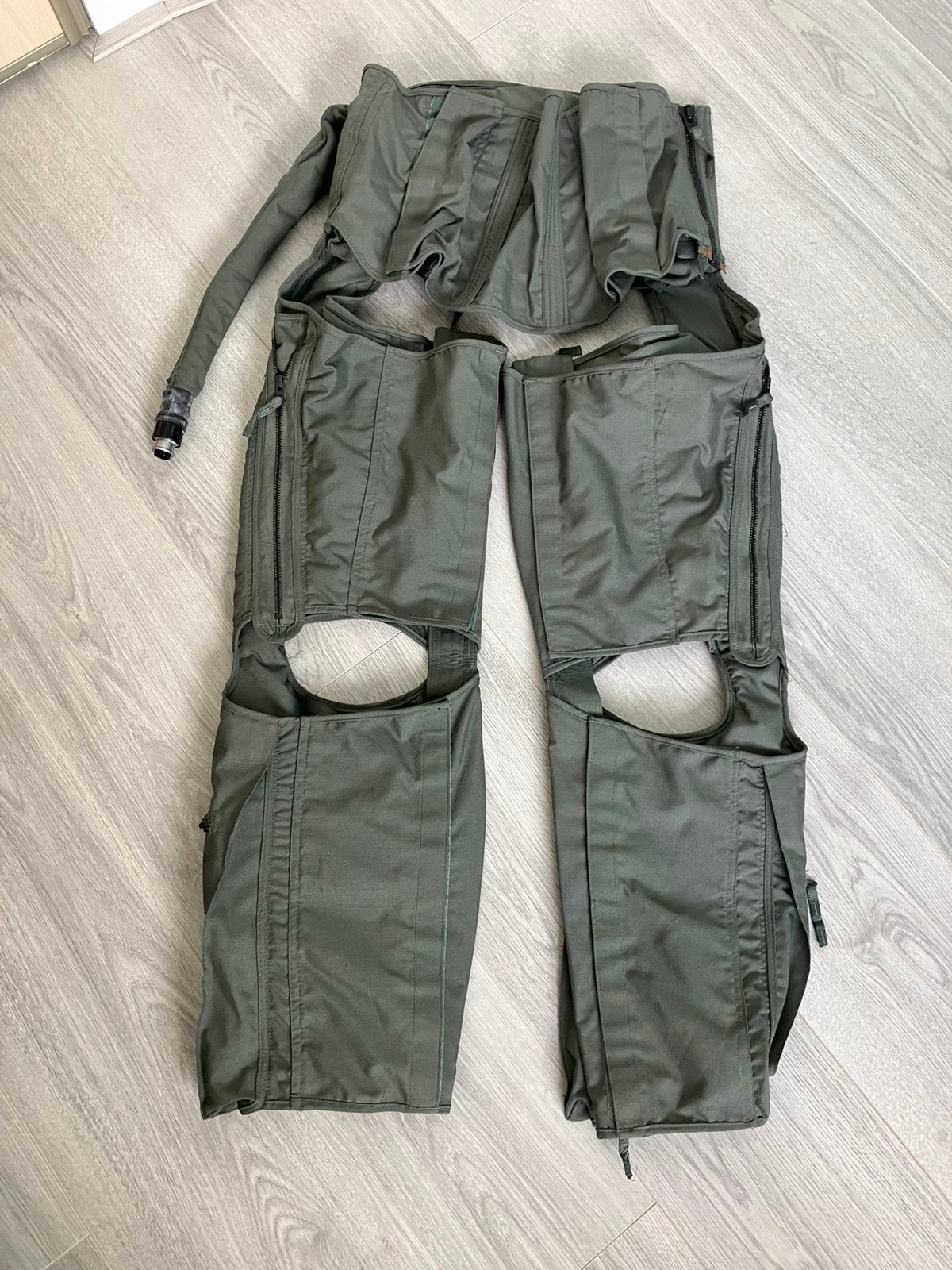 Originele CSU-13B/P Anti-G-Broek G-Pak Gevechtspiloot Uitrus, Ophalen of Verzenden, Luchtmacht, Nederland, Kleding of Schoenen