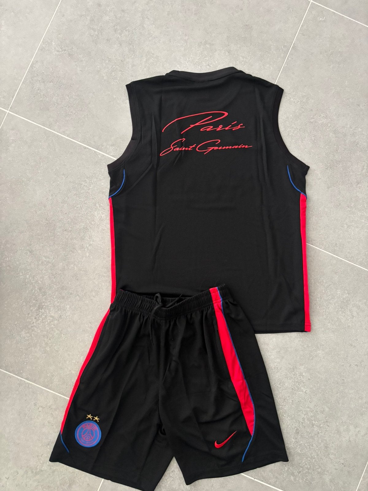 PSG Sleeveless Set 26-27, Sport en Fitness, Voetbal, Ophalen of Verzenden, Nieuw, Set