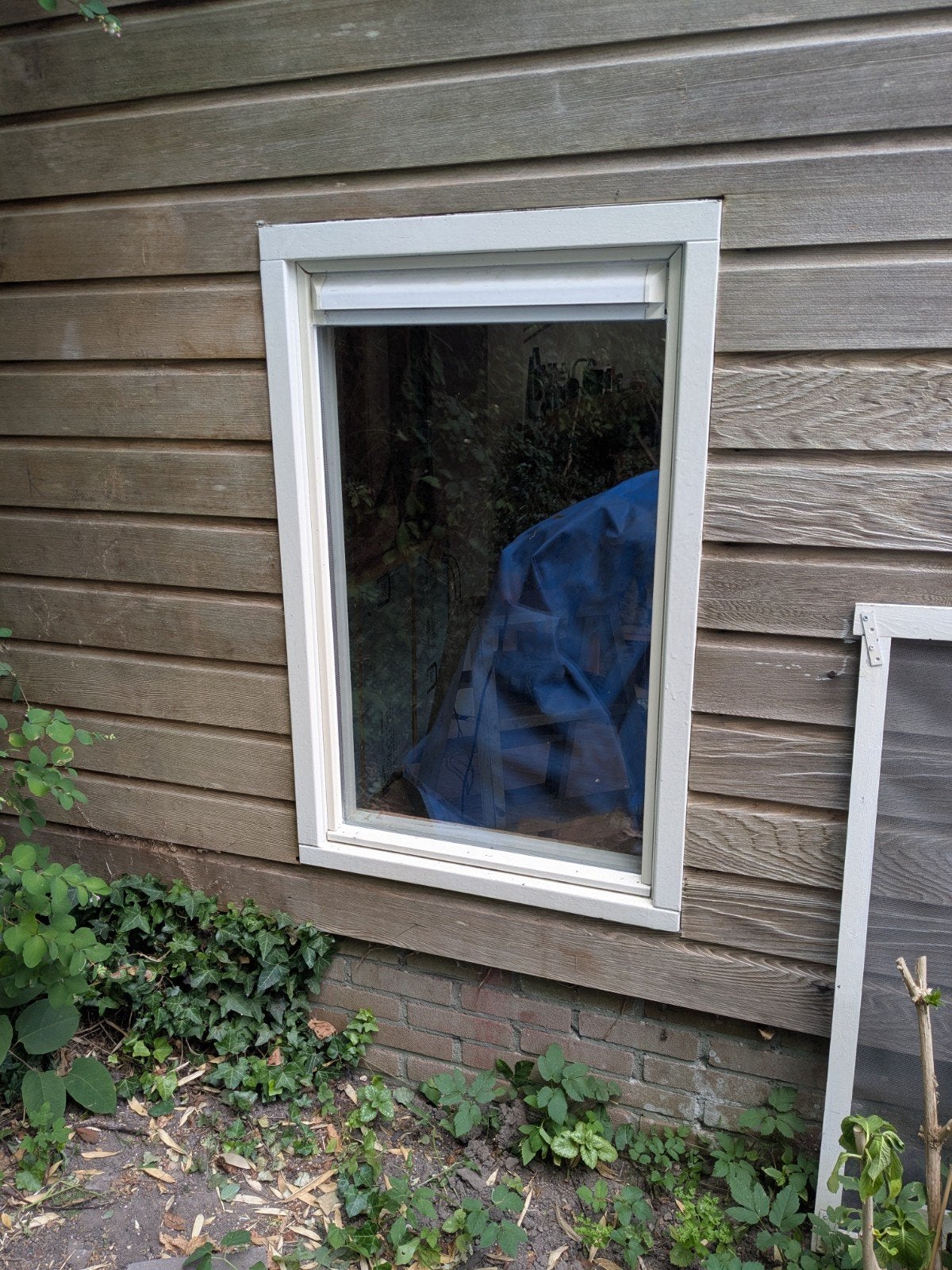 Kozijn met dubbelglas en ventilatierooster, Ophalen, Gebruikt, Minder dan 75 cm, Raamkozijn