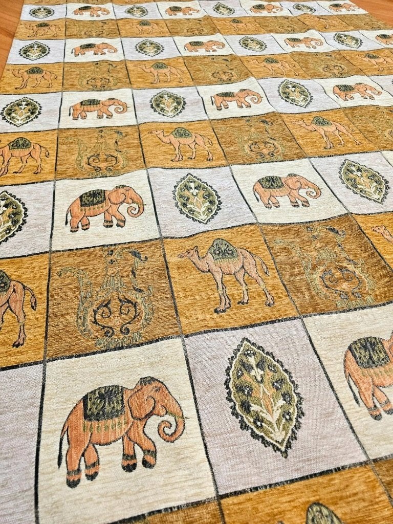 Grand Foulard Thailand Olifanten Kamelen aardetinten 202/135, Beige, Djt@dejuistetoon.eu, Ophalen of Verzenden, Zo goed als nieuw