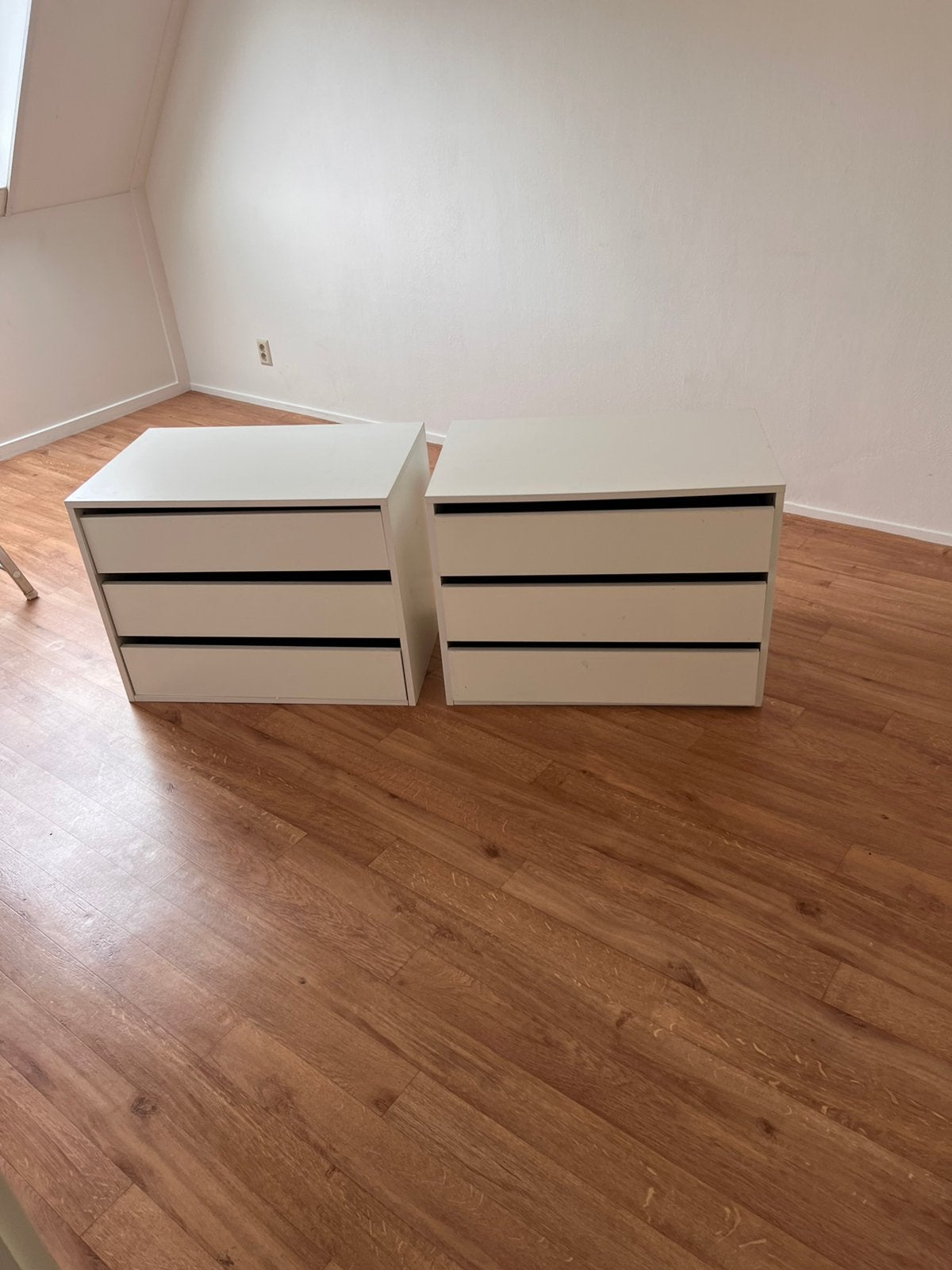2 witte kleding kastjes, Ophalen, 50 tot 150 cm, Zo goed als nieuw, 10 m² of meer