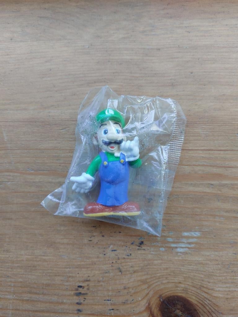 Luigi poppetje 6 cm mars - super mario bros, Verzamelen, Poppetjes en Figuurtjes, Ophalen of Verzenden