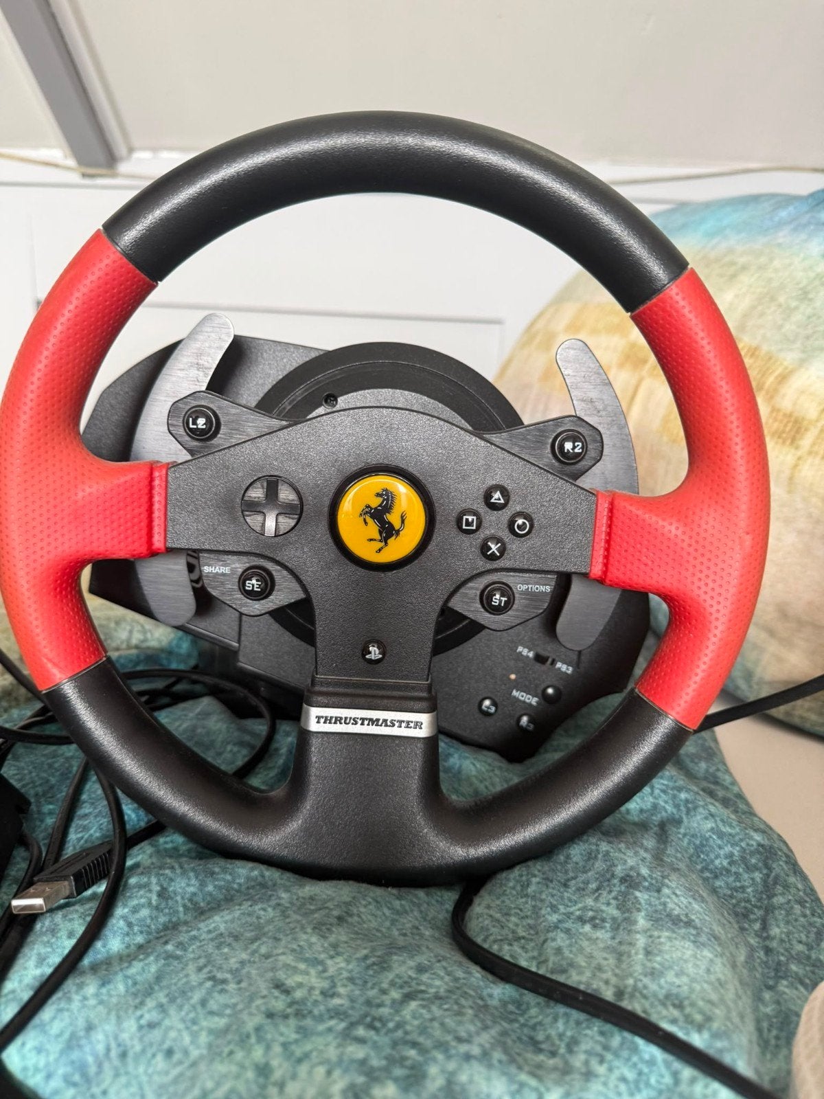 Thrustmaster T150 RS Force Feedback Stuur - Ferrari Edition, Spelcomputers en Games, Spelcomputers | Sony PlayStation Consoles | Accessoires