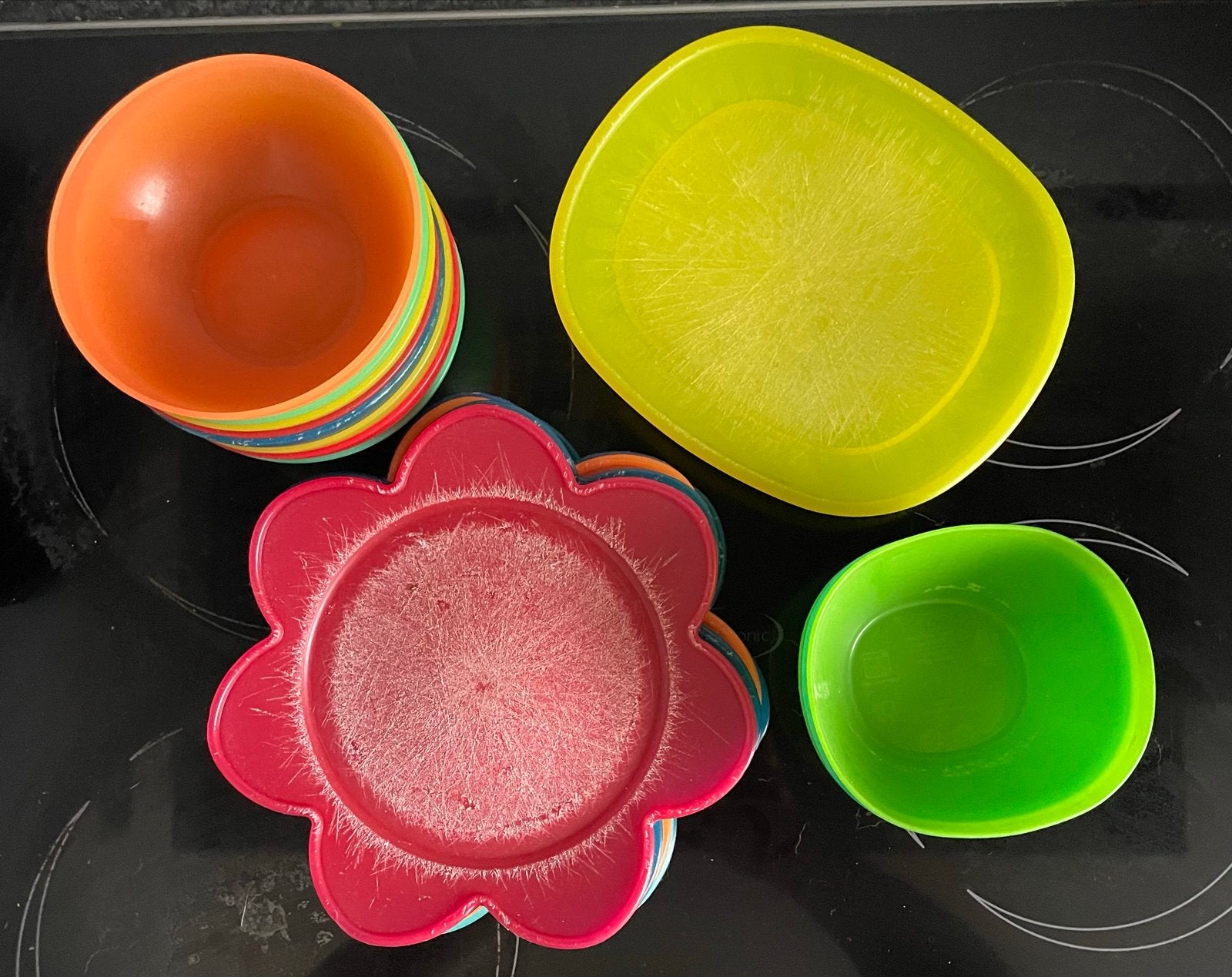 Ikea plastic bordjes en bakjes, Ophalen of Verzenden, Gebruikt