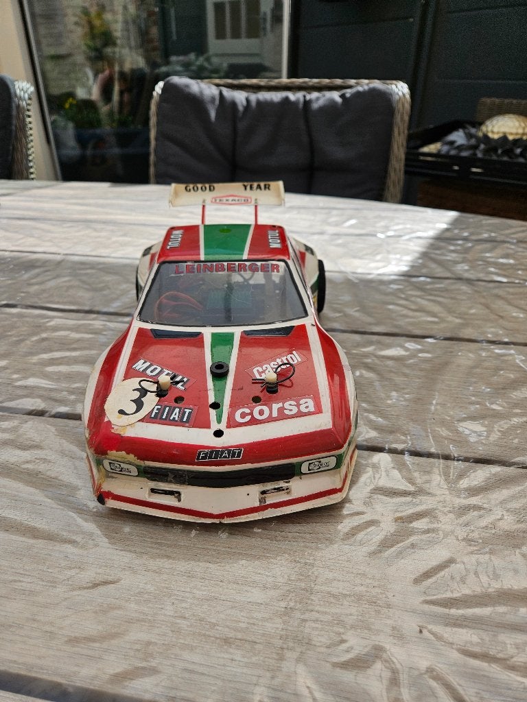 Vintage Associated 12E met FIAT X1/9 body, Elektro, Gebruikt, Ophalen of Verzenden, Auto onroad