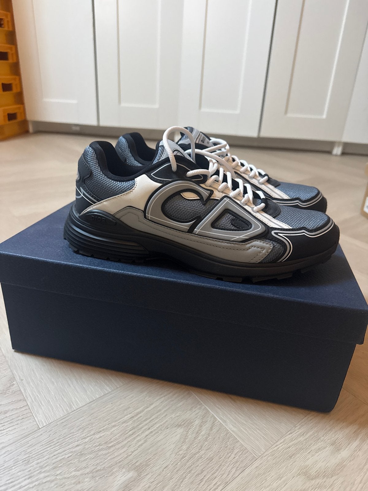 Dior Sneakers - Origineel met bon als nieuw, Ophalen of Verzenden, Zo goed als nieuw, Zwart, Sneakers of Gympen