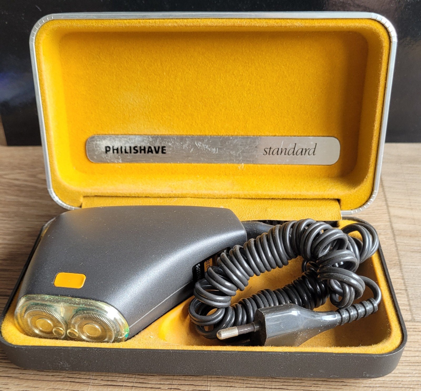 Vintage Philips Philishave Standard scheerapparaat uit 1974, Ophalen of Verzenden