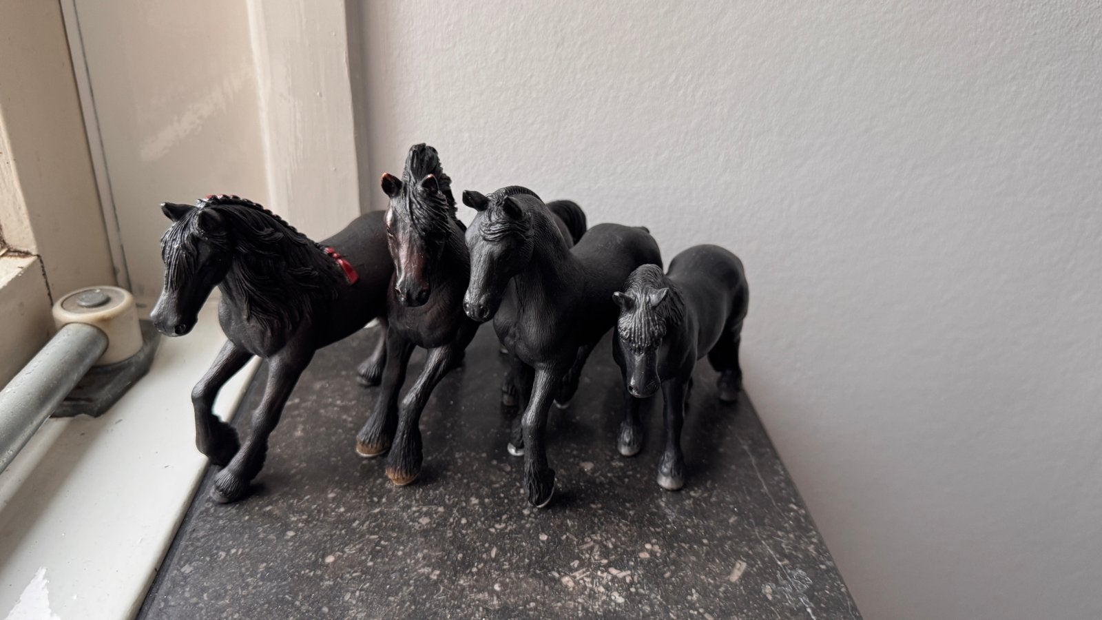 Schleich Friese paarden set - 4 stuks, Ophalen of Verzenden, Gebruikt, Jongen of Meisje