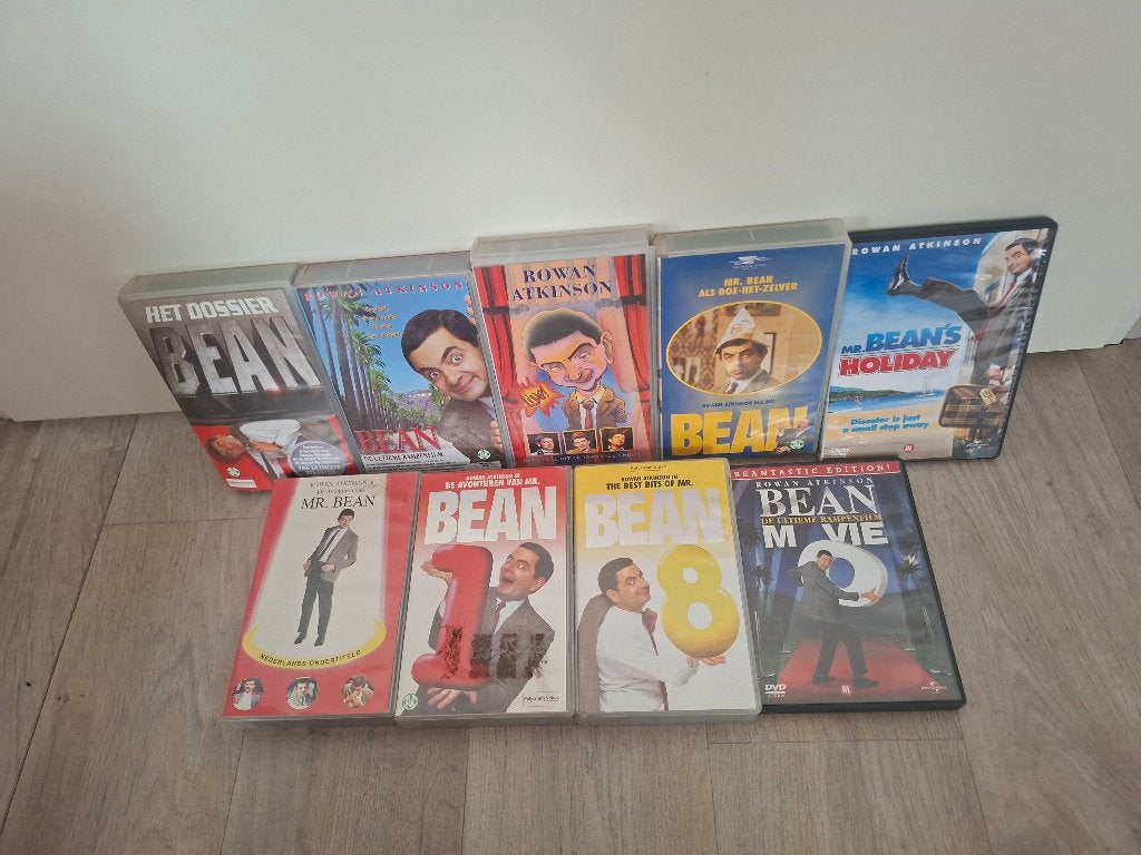 Mr. Bean VHS videobanden en DVD's set, Nederlands ondertiteld, Engels, Alle leeftijden, Ophalen of Verzenden