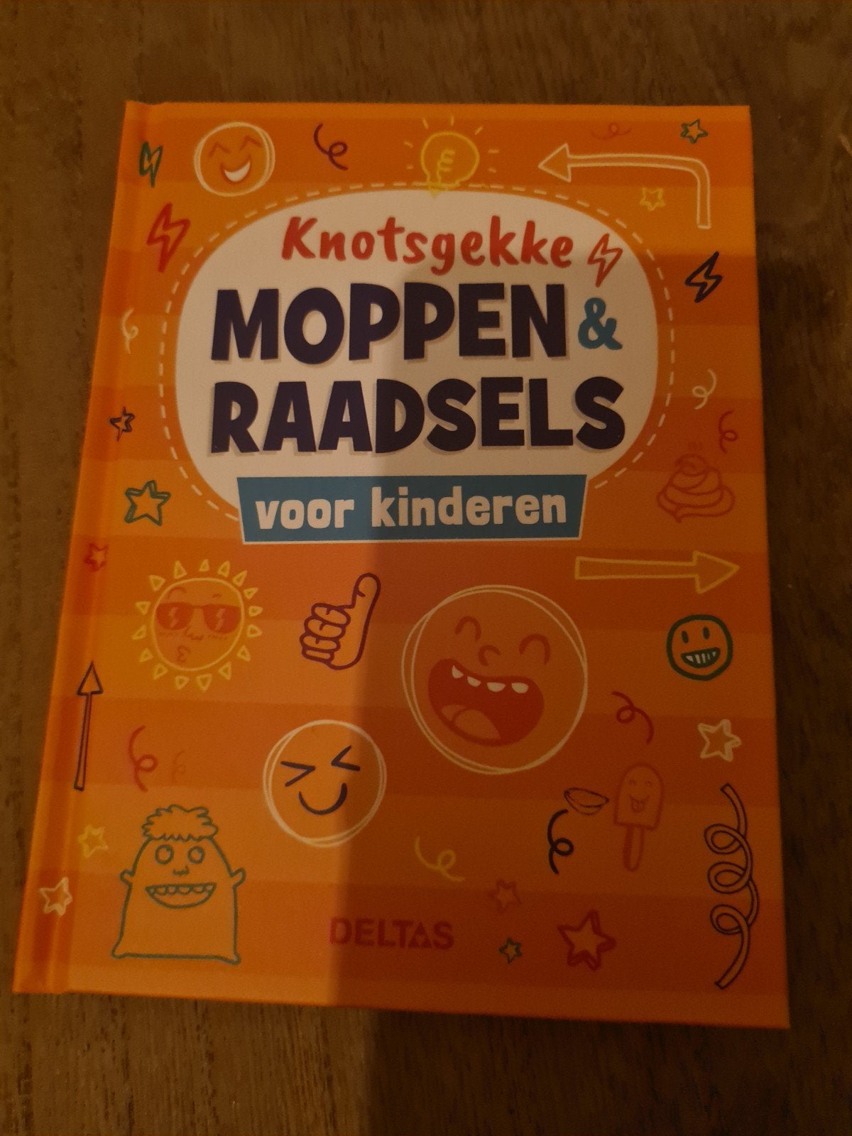 Moppen en raadsel boekje, Boeken, Ophalen of Verzenden, Nieuw, Algemeen