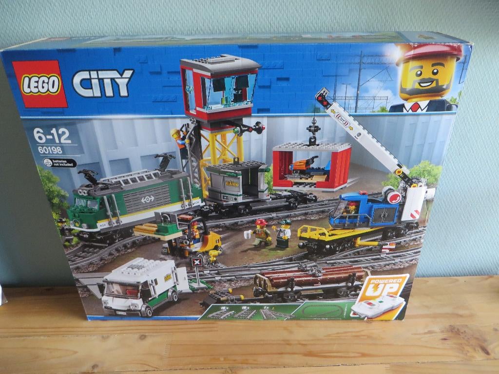 Lego trein set 2 stuks, Kinderen en Baby's, Speelgoed | Duplo en Lego, Ophalen, Nieuw, Lego, Overige thema's