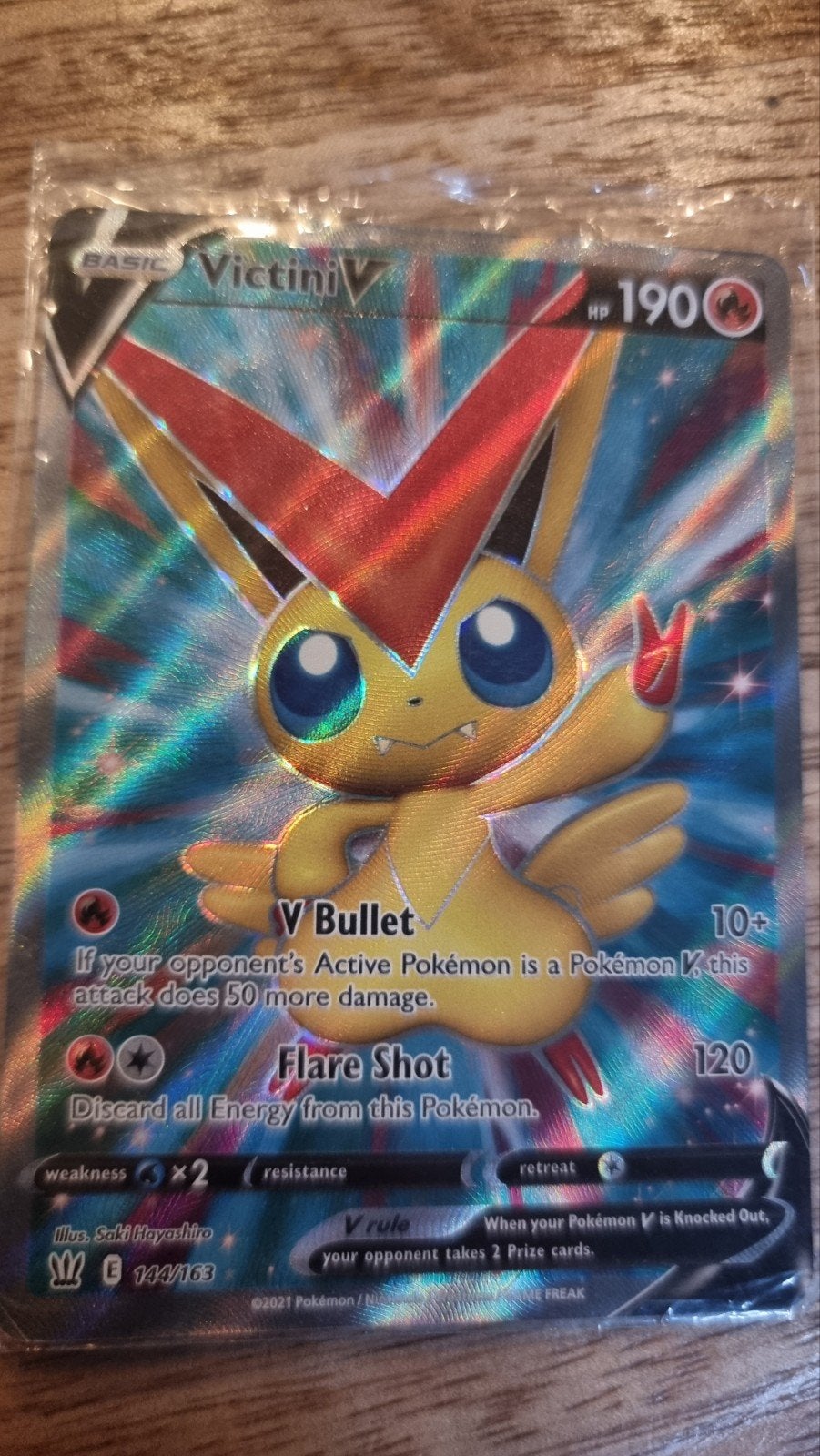 Victini V Pokémon Kaart - top conditie, Verzenden, Zo goed als nieuw, Losse kaart