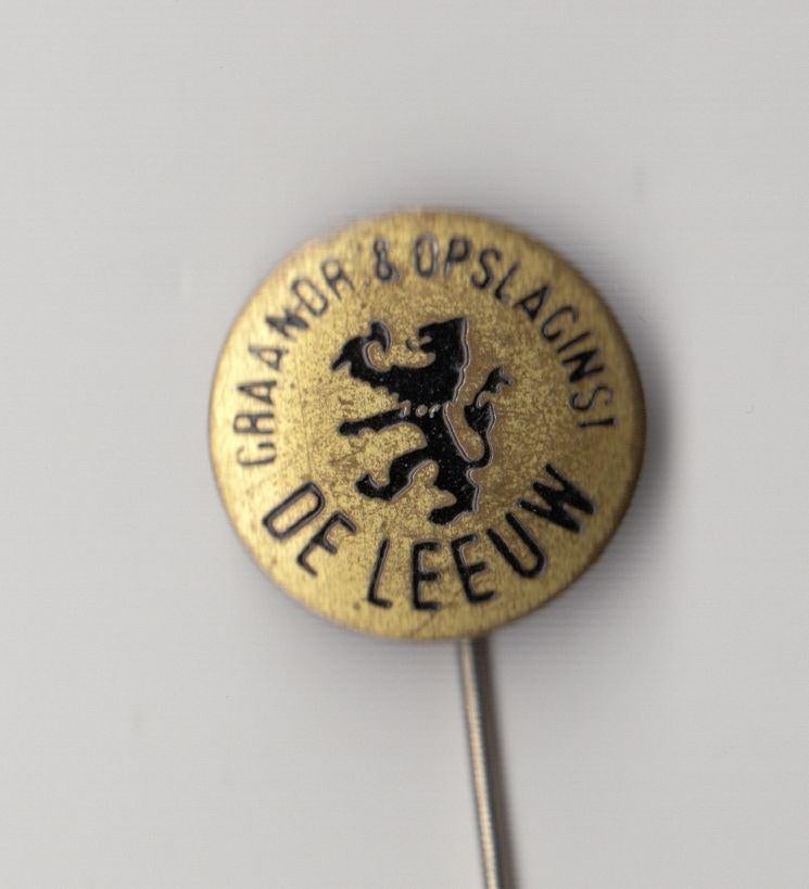 De Leeuw Graanopslag speldje, Gebruikt, Niet vindbaar, Niet vindbaar, Speldje of Pin