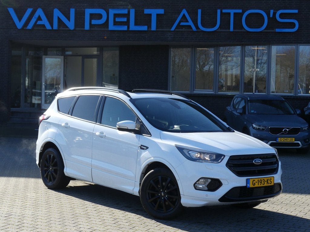 Ford Kuga 1.5 EcoBoost ST Line / PANO /, Voorwielaandrijving, Leder en Stof, Wit, Bedrijf