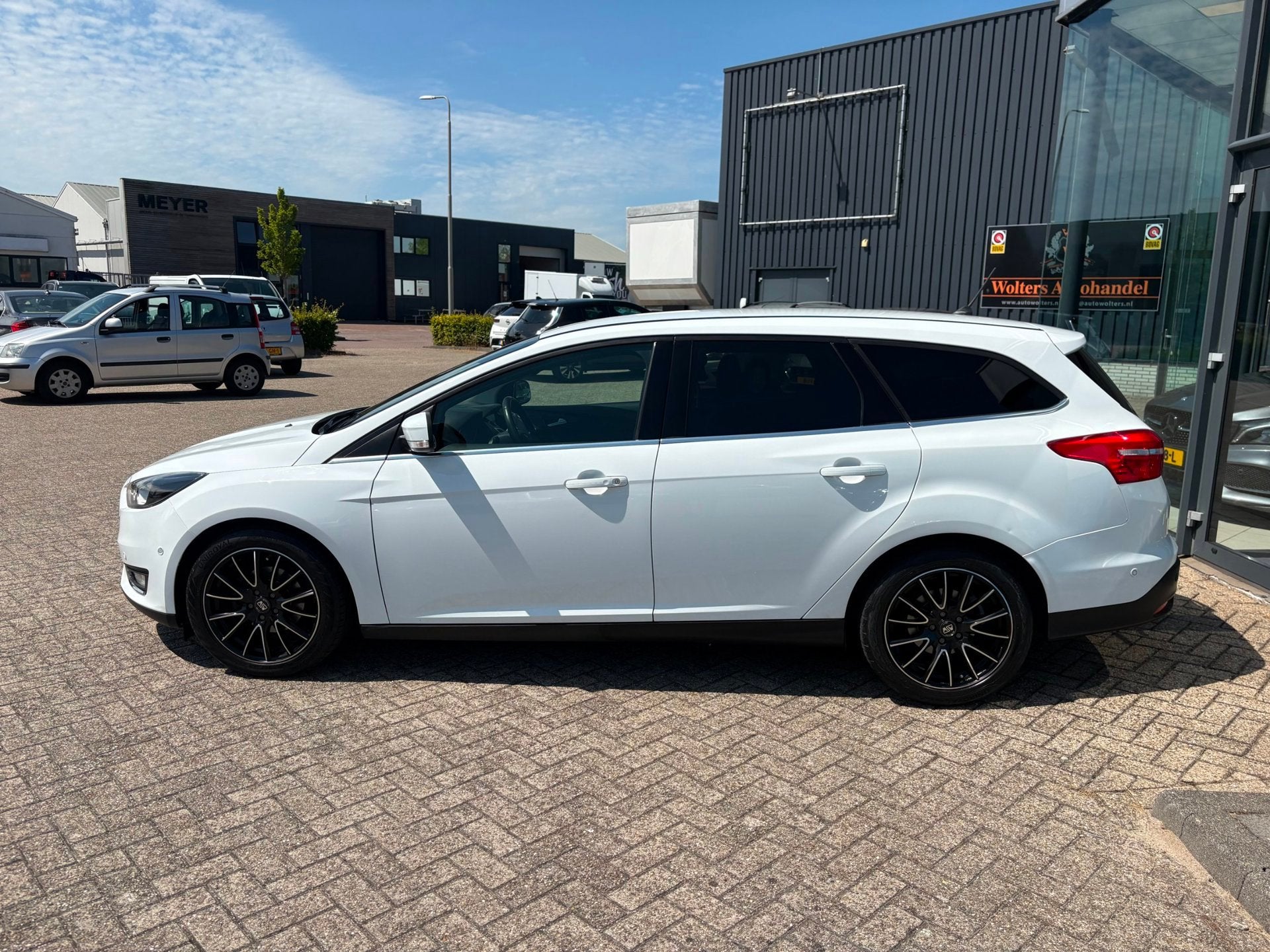 Ford Focus Wagon 1.0 Lease Edition, Auto's, Gebruikt, Wit, Handgeschakeld, 3 cilinders
