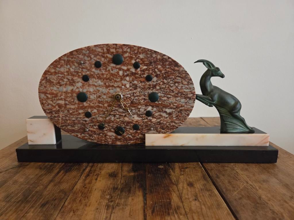 Unieke Art Deco Marmeren Klok met Gazelle Beeld, Ophalen