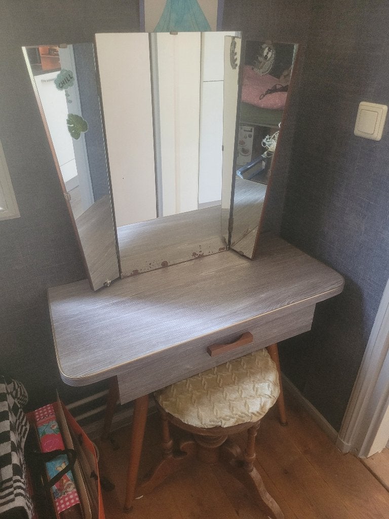 Ouderwerse kaptafel met piano kruk draaiend, Ophalen, Gebruikt