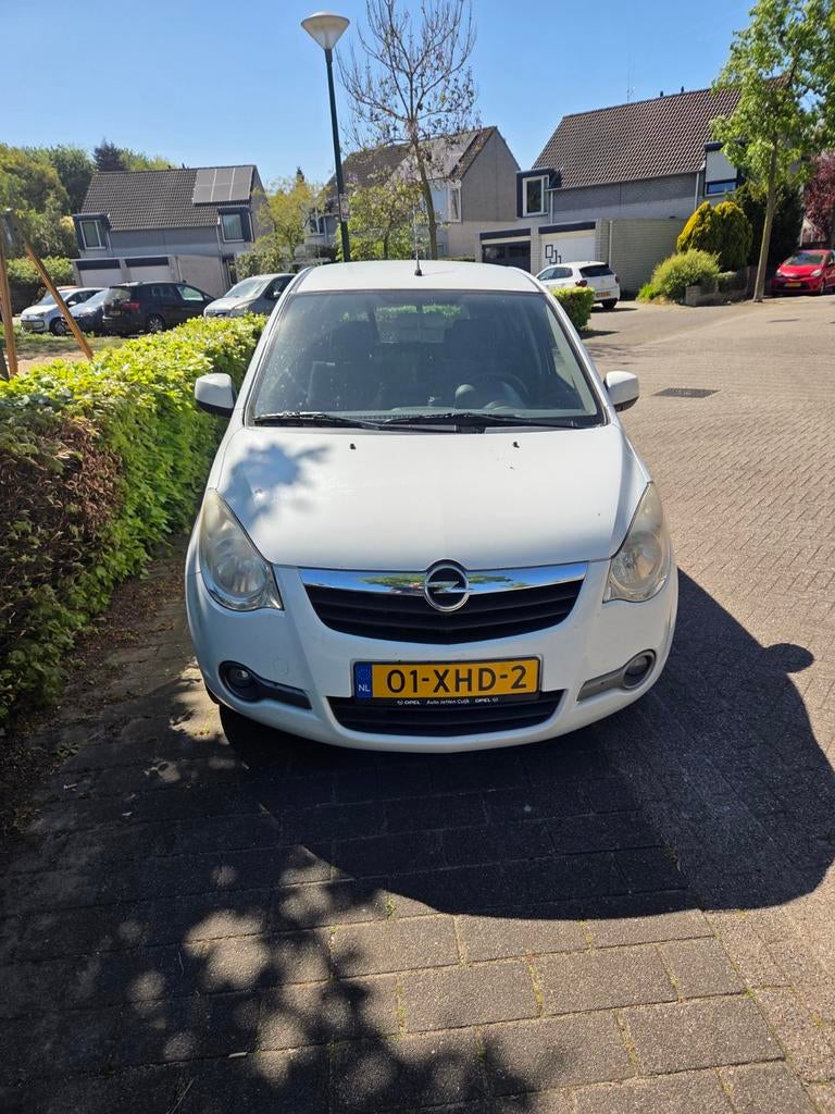 Opel Agila 1.0 12V 2012 Wit 1ste eigenaar, Auto's, 21 km/l, 31 €/maand, 68 pk, Origineel Nederlands