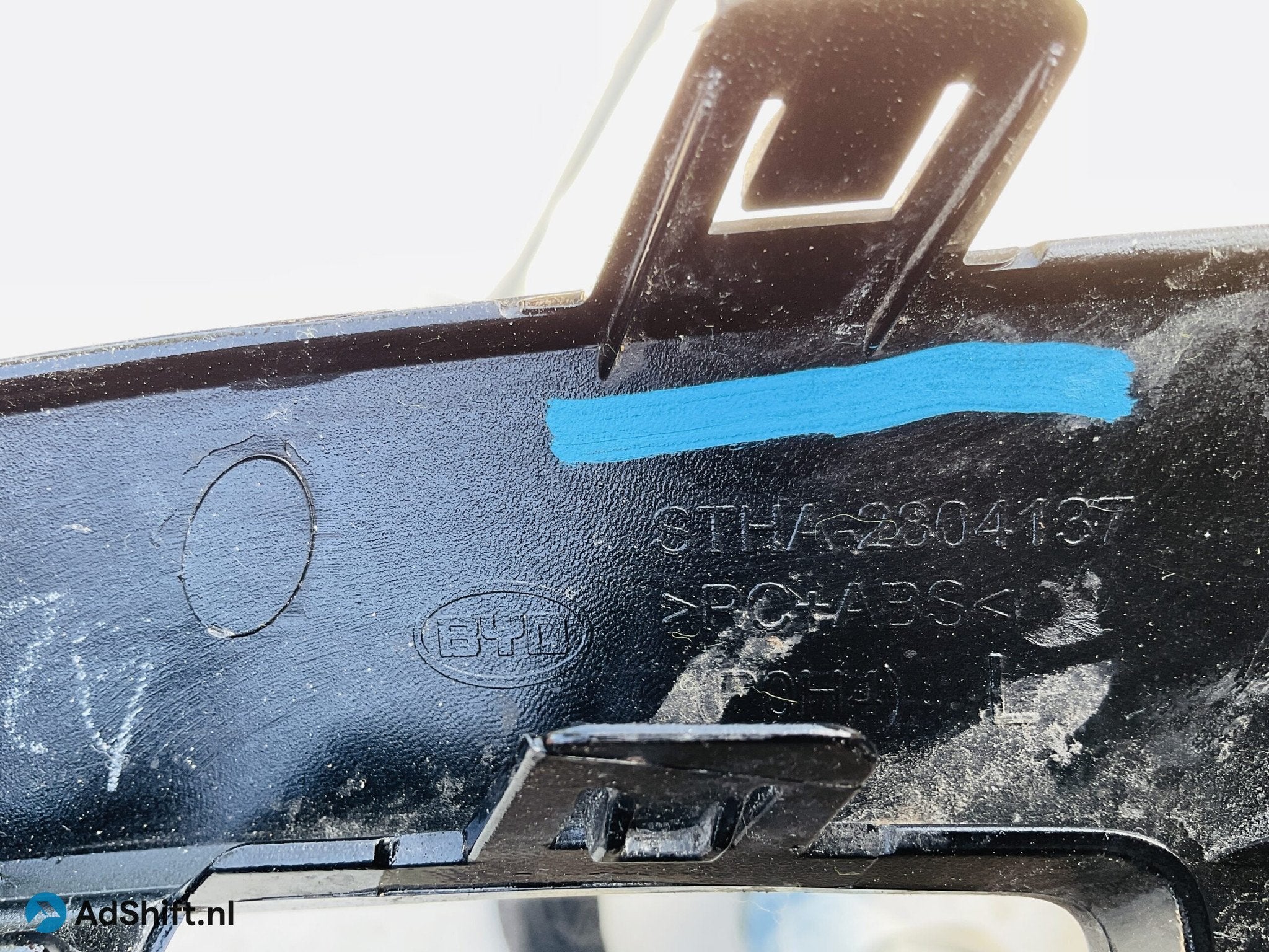 Bumper Grill BYD tang STHA- 2804137 Achterbumper Decoratieve