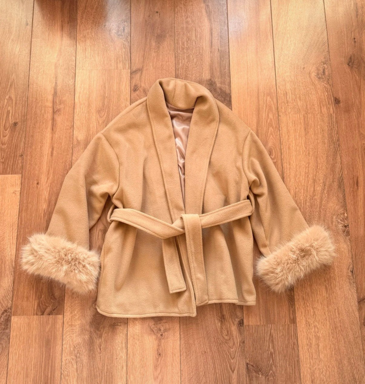 Faux fur jas maat S, Ophalen of Verzenden, Zo goed als nieuw, Maat 36 (S), Beige