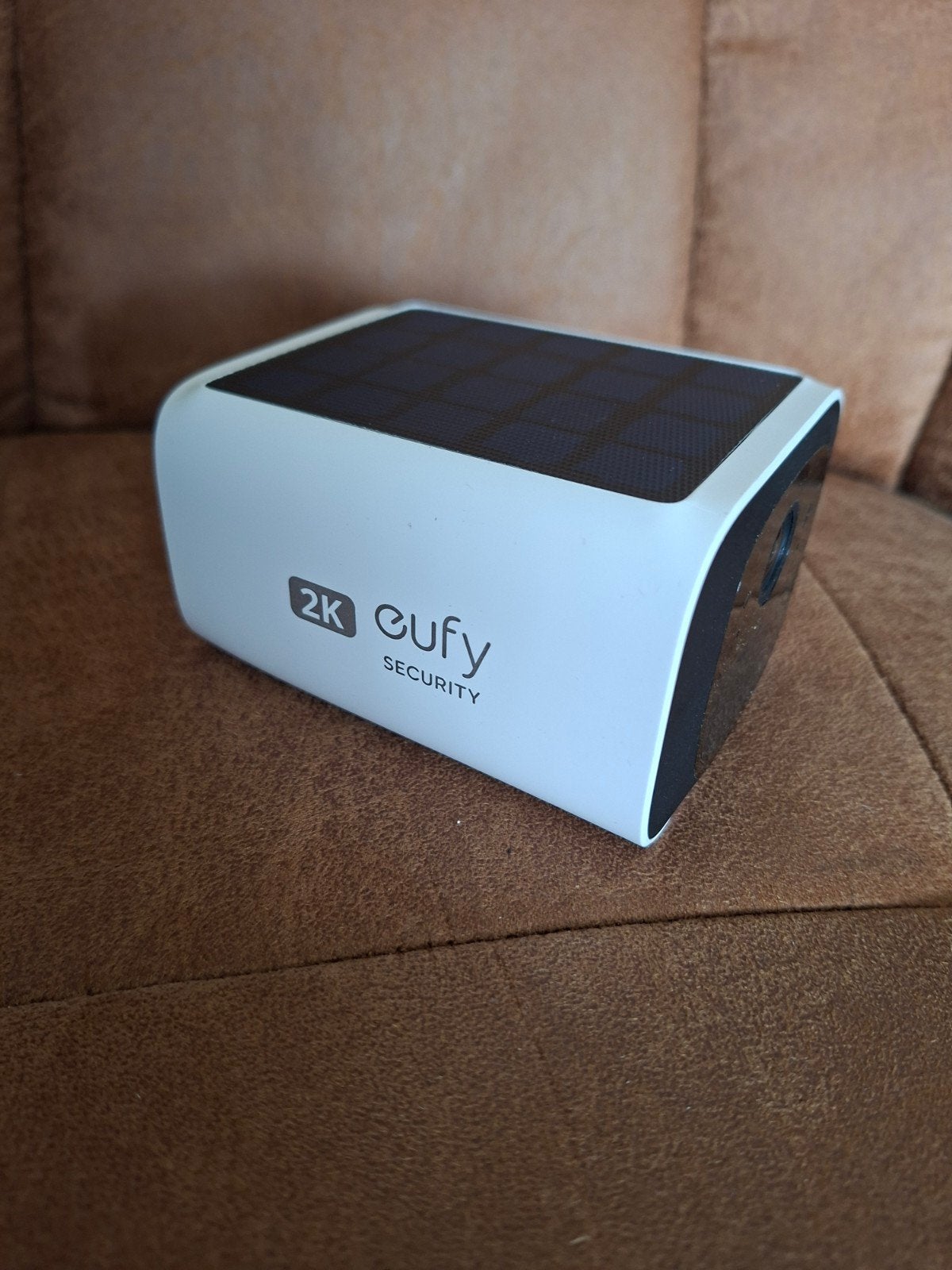 Eufy Security 2K Buitencamera met Zonnepaneel, Audio, Tv en Foto, Ophalen of Verzenden, Zo goed als nieuw, Buitencamera