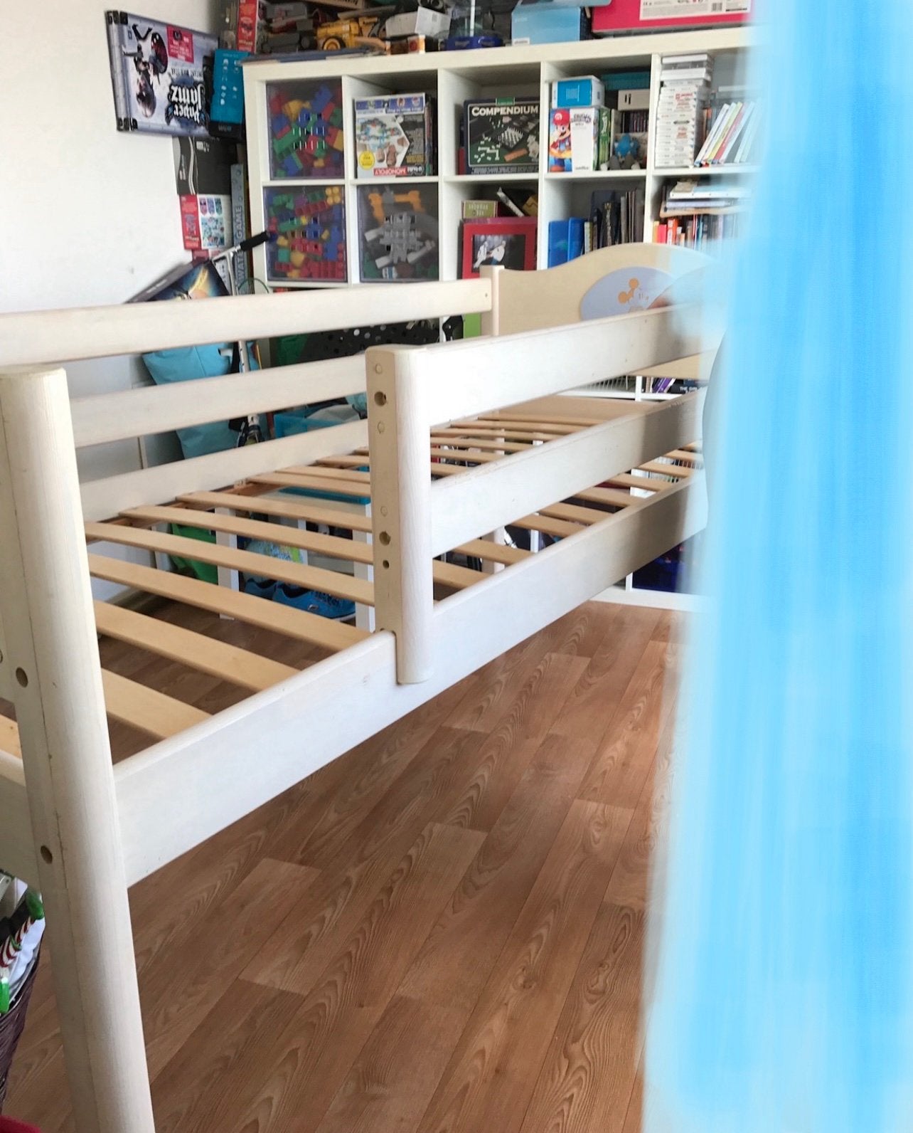 Original Disney Highbed massif hout with its own matrass &ac, Ophalen, Zo goed als nieuw