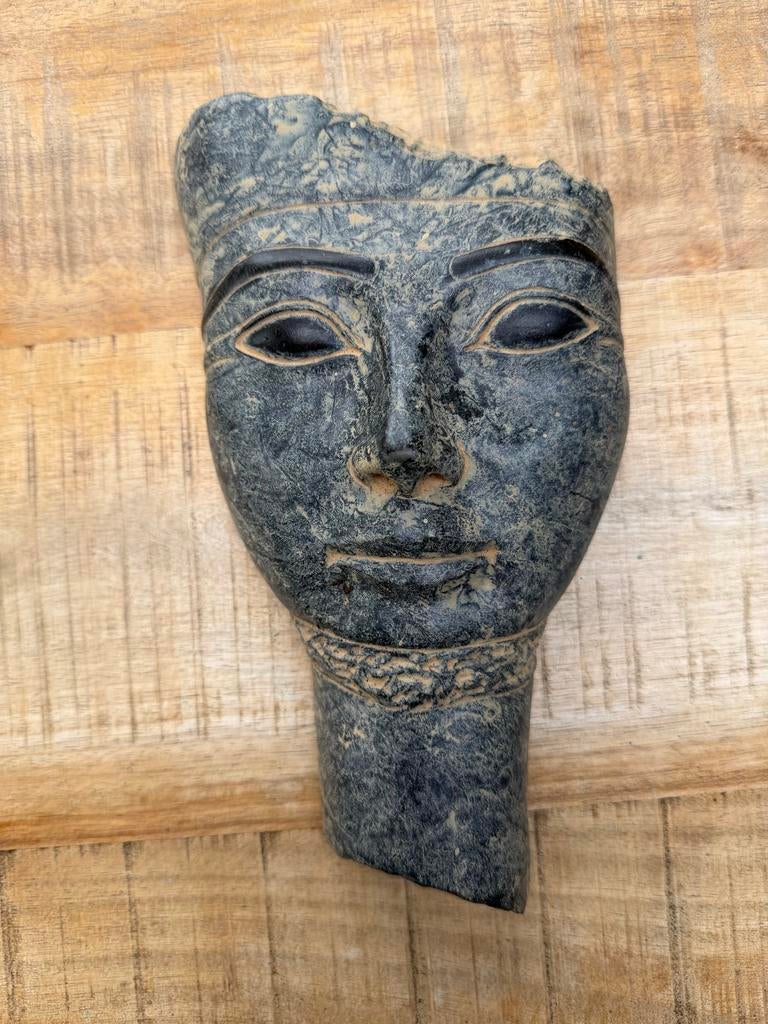 Hatshepsut beeldje, zowel neer te leggen als op te hangen, Ophalen of Verzenden, Nieuw, Mens