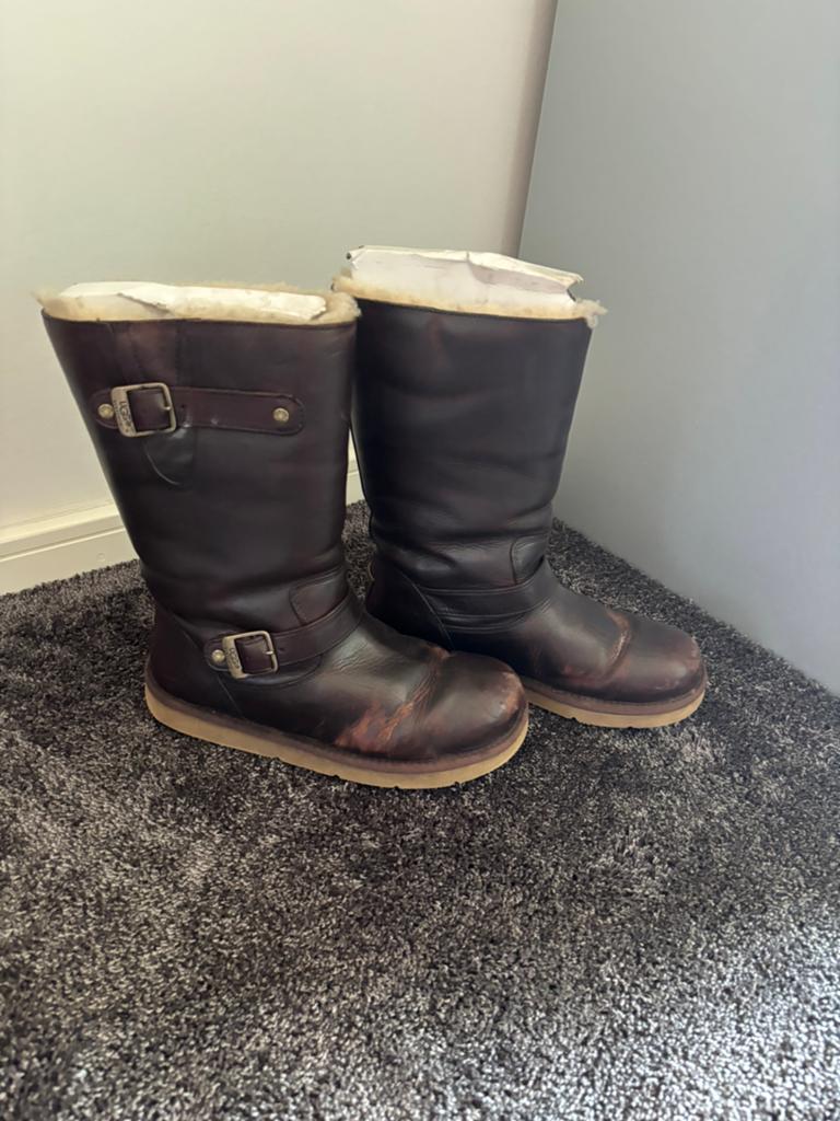 Ugg leren laarzen - maat 40, Hoge laarzen, Bruin, Ophalen of Verzenden, Gedragen