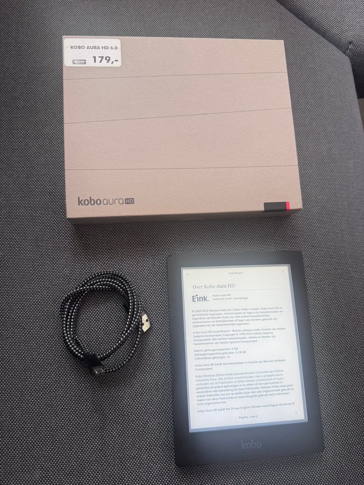 Kobo Aura HD eReader met doos en laadkabel, Computers en Software, E-readers, Verzenden, Zo goed als nieuw, 4 GB of minder, Touchscreen
