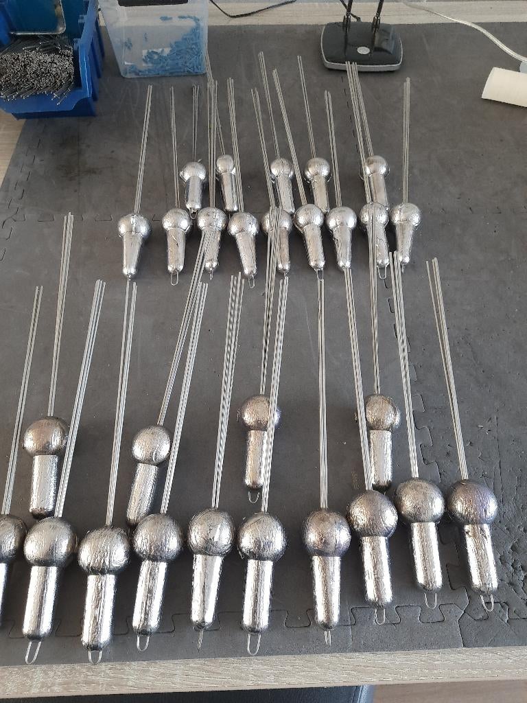 Te koop Bo pedo Lood 300/ 350 gram € 1,90, Ophalen of Verzenden, Nieuw, Dobber of Lood