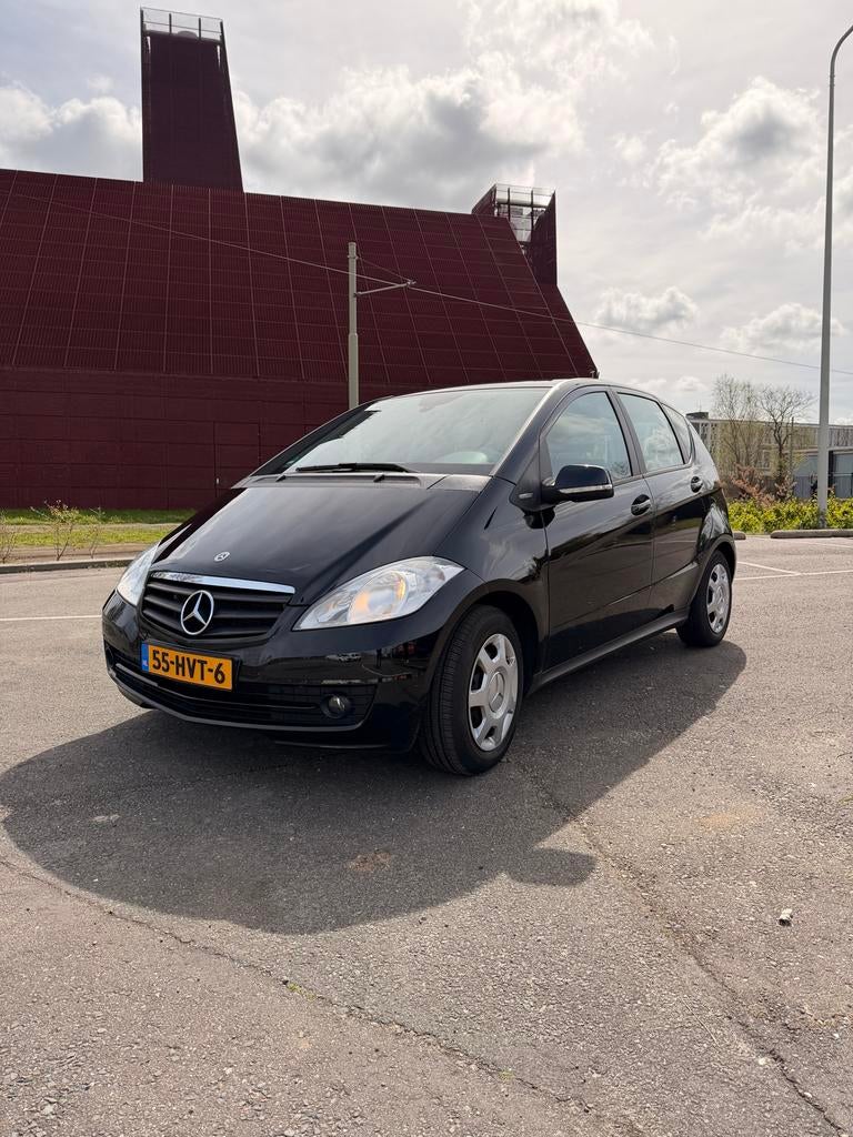 Mercedes-Benz A-Klasse 1.5 A150 5DRS 2009 Zwart, Auto's, Mercedes-Benz, Voorwielaandrijving, Origineel Nederlands, 595 kg, Handgeschakeld
