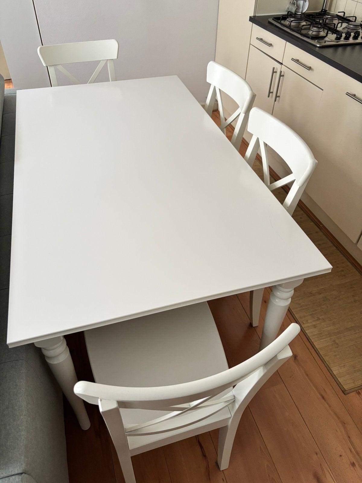 IKEA INGATORP uitschuifbare tafel 155/215x87 + 4 INGOLFstoel, Ophalen, Zo goed als nieuw, Scandinavisch, 4 tot 6 stoelen
