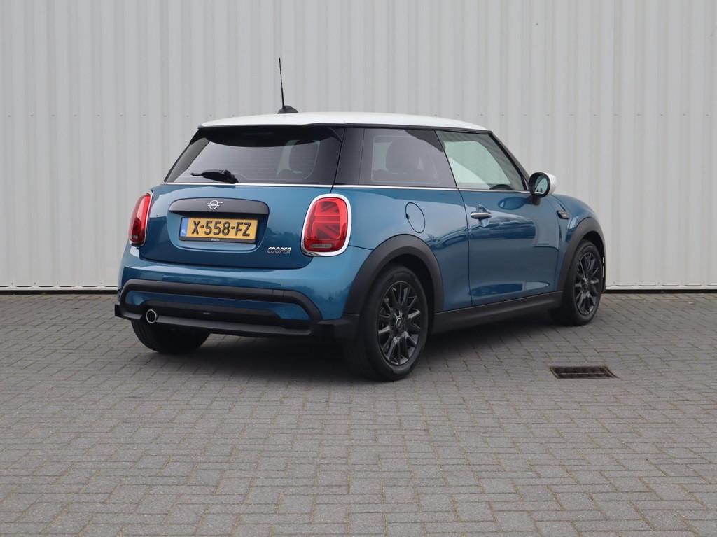 Mini Mini 1.5 136pk AUT Cooper Camden Edition | Navigatie |, Auto's, Mini, 12 maanden, 136 pk, Gebruikt, Leder en Stof