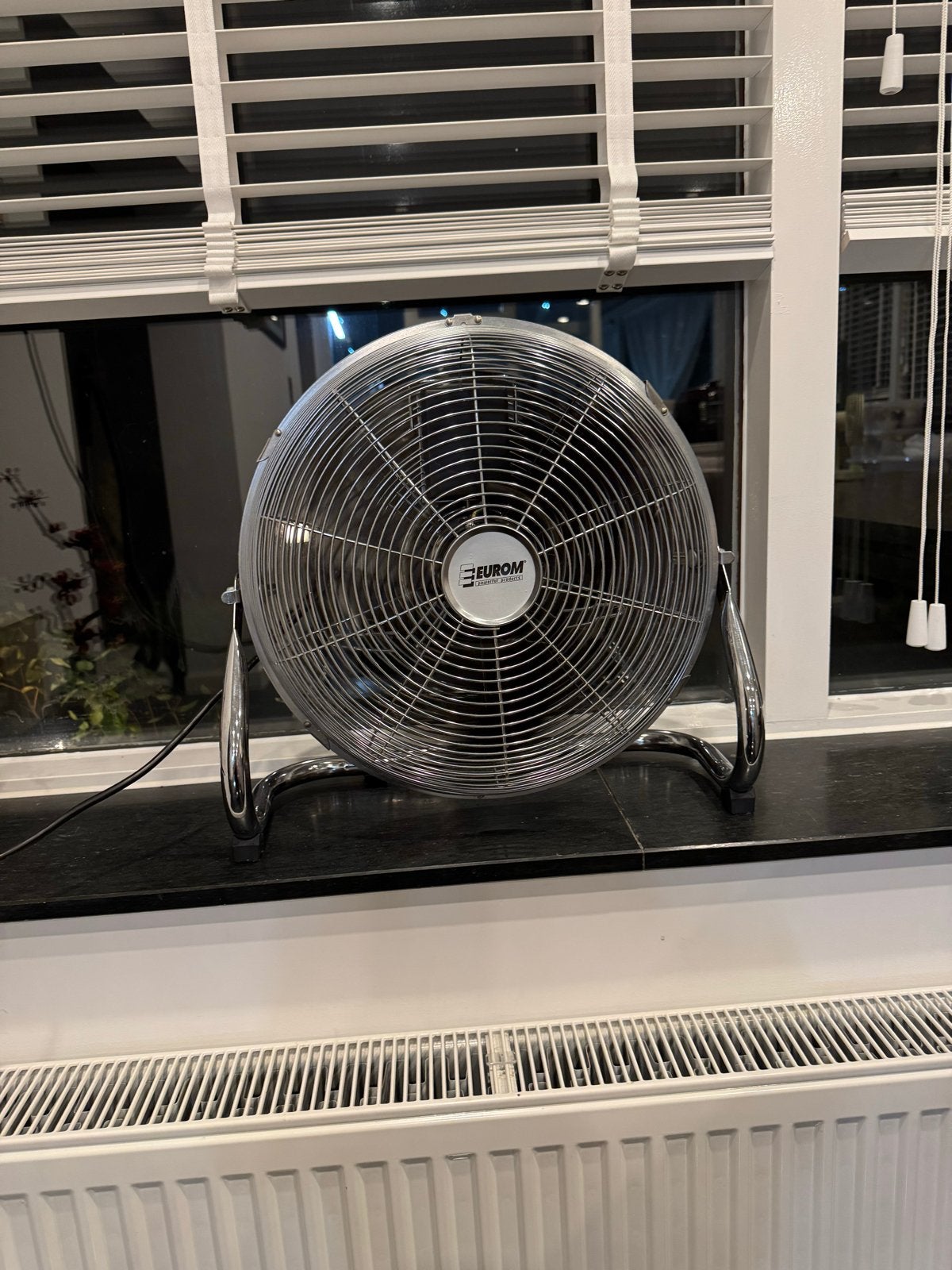 Eurom Vloerventilator - Krachtige en Stijlvolle Koeling, Ophalen, Zo goed als nieuw, Vloerventilator