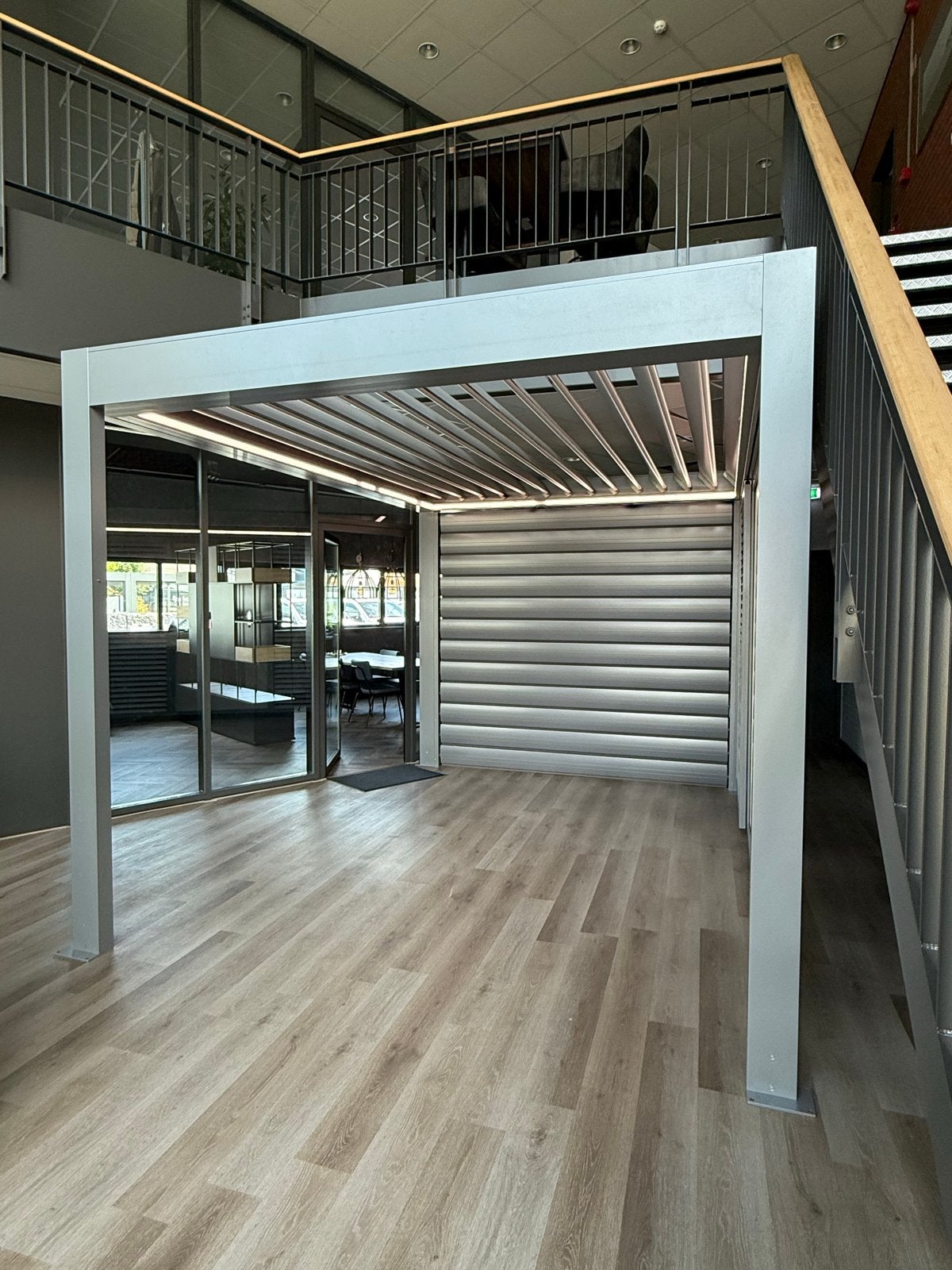 Moderne aluminium pergola met verstelbare lamellen en LED, Tuin en Terras, Overkappingen, Ophalen, Nieuw, Tuinpaviljoen