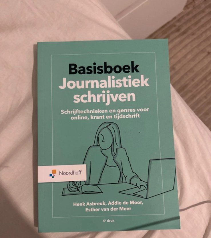 Addie de Moor - Basisboek Journalistiek schrijven, Boeken, Sociale wetenschap, Ophalen of Verzenden, Zo goed als nieuw, Addie de Moor; Henk Asbreuk; Esther van der Meer